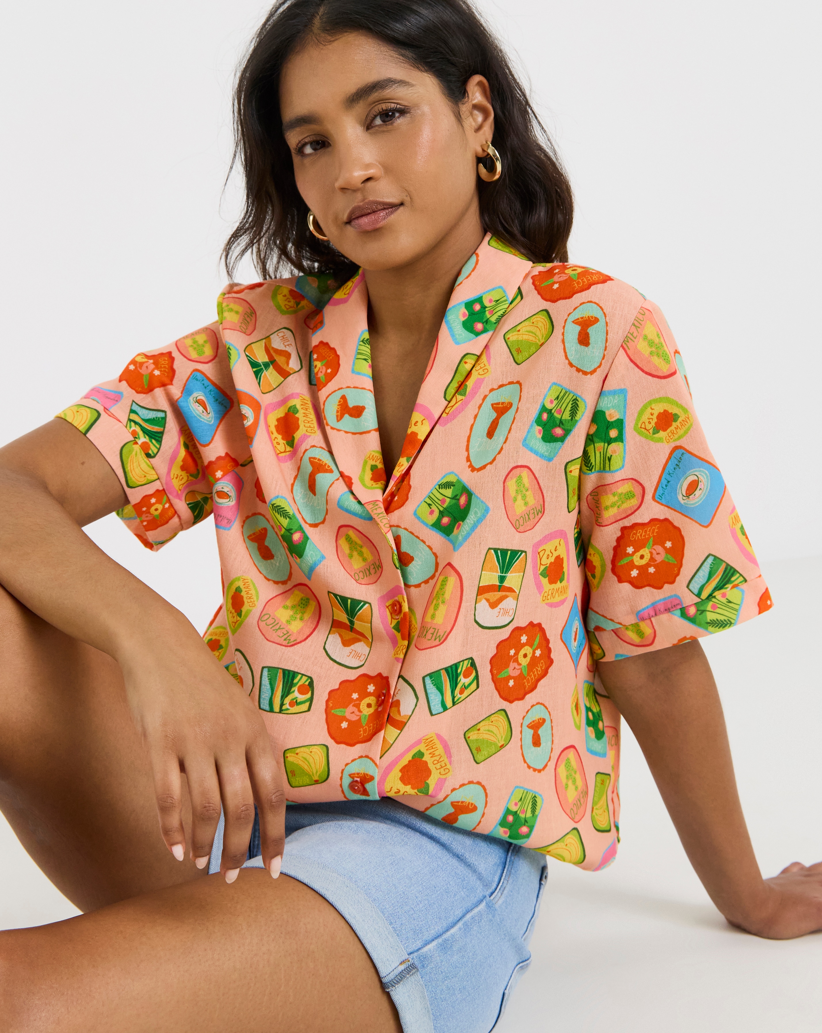 Twisted Wunder Linen Postcard Shirt