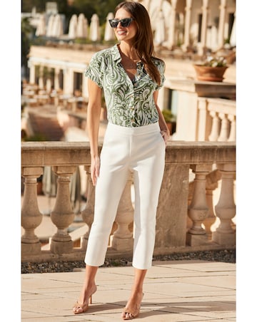 Sosandar Capri Slim Leg Trouser