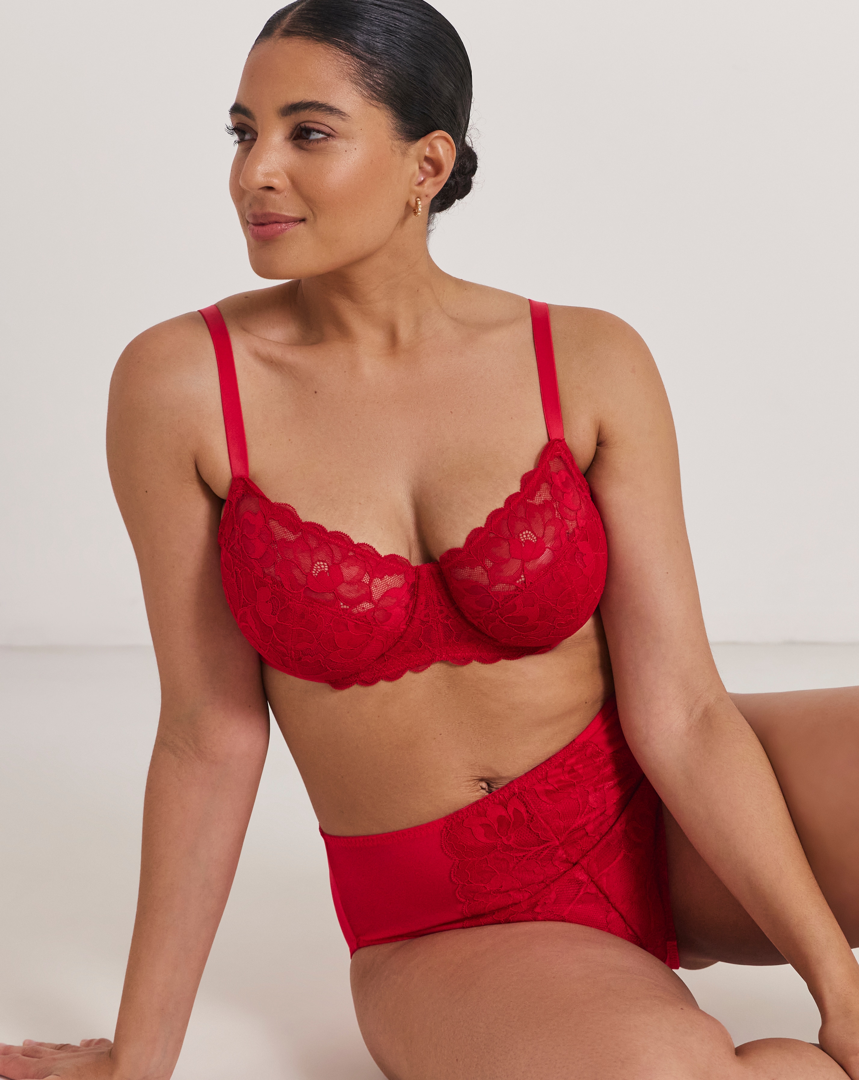 Ivy Basic Lace Full Cup Wired Bra