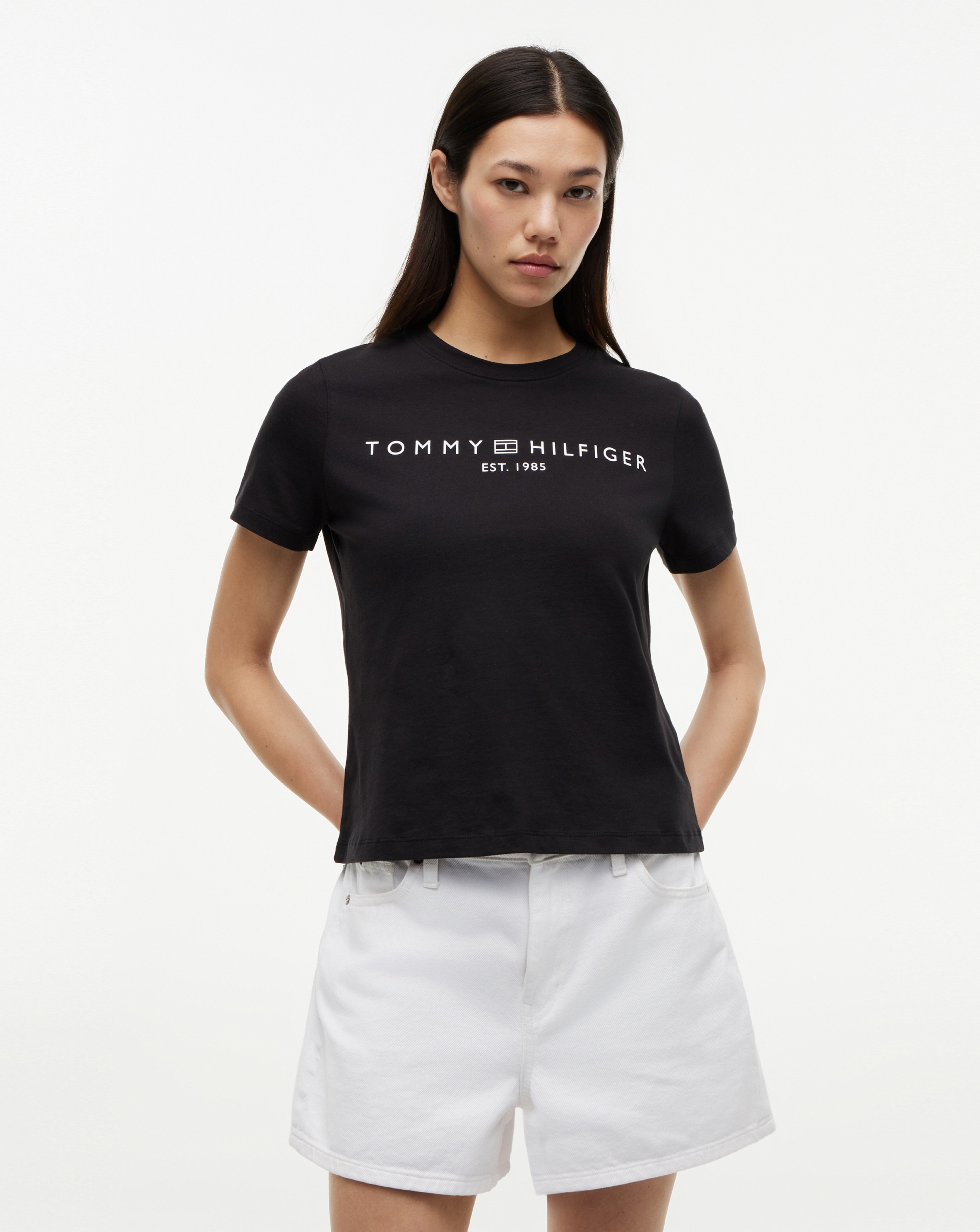New In - Tommy Hilfiger Logo T-Shirt