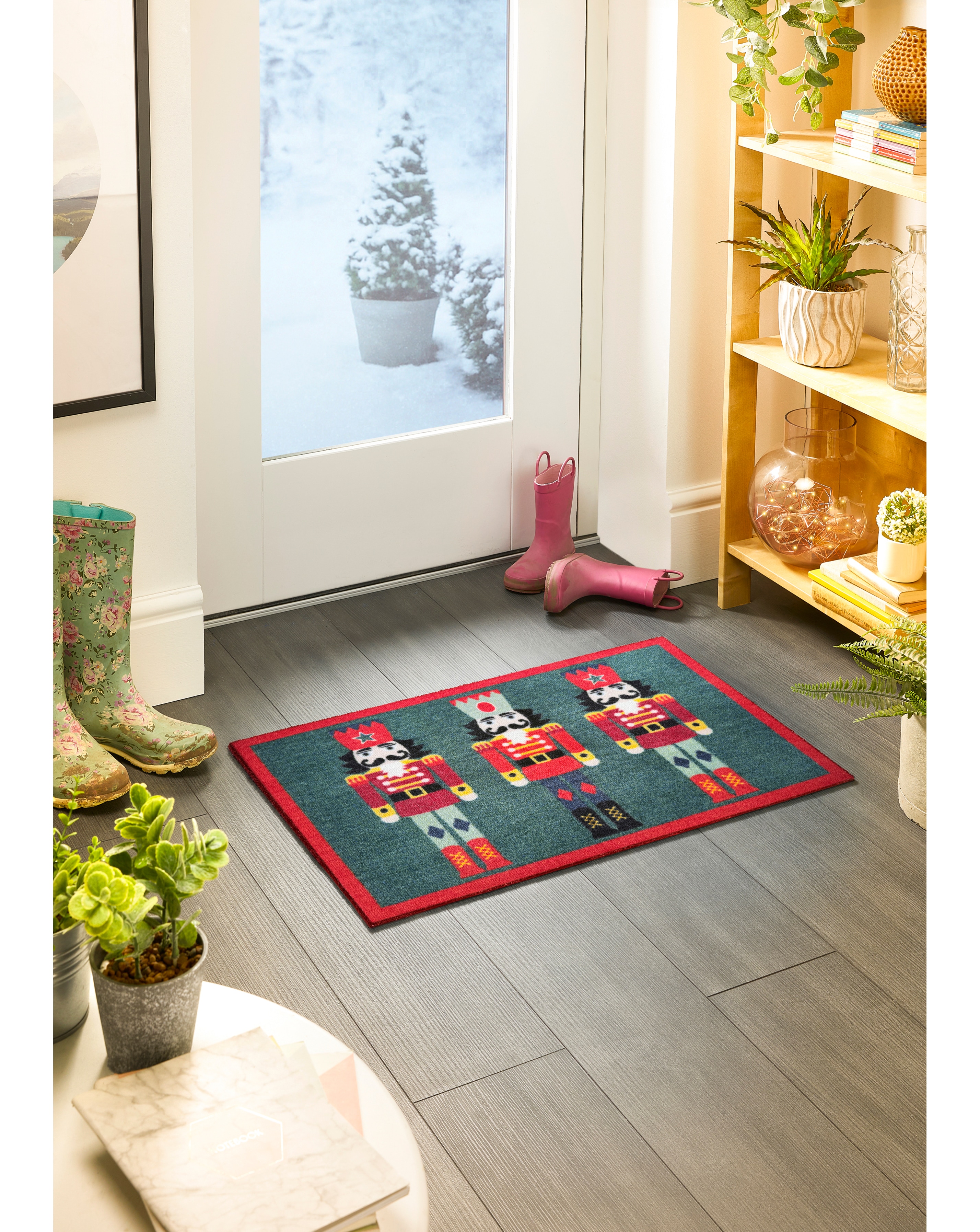 Nylon Christmas Nutcracker Doormat