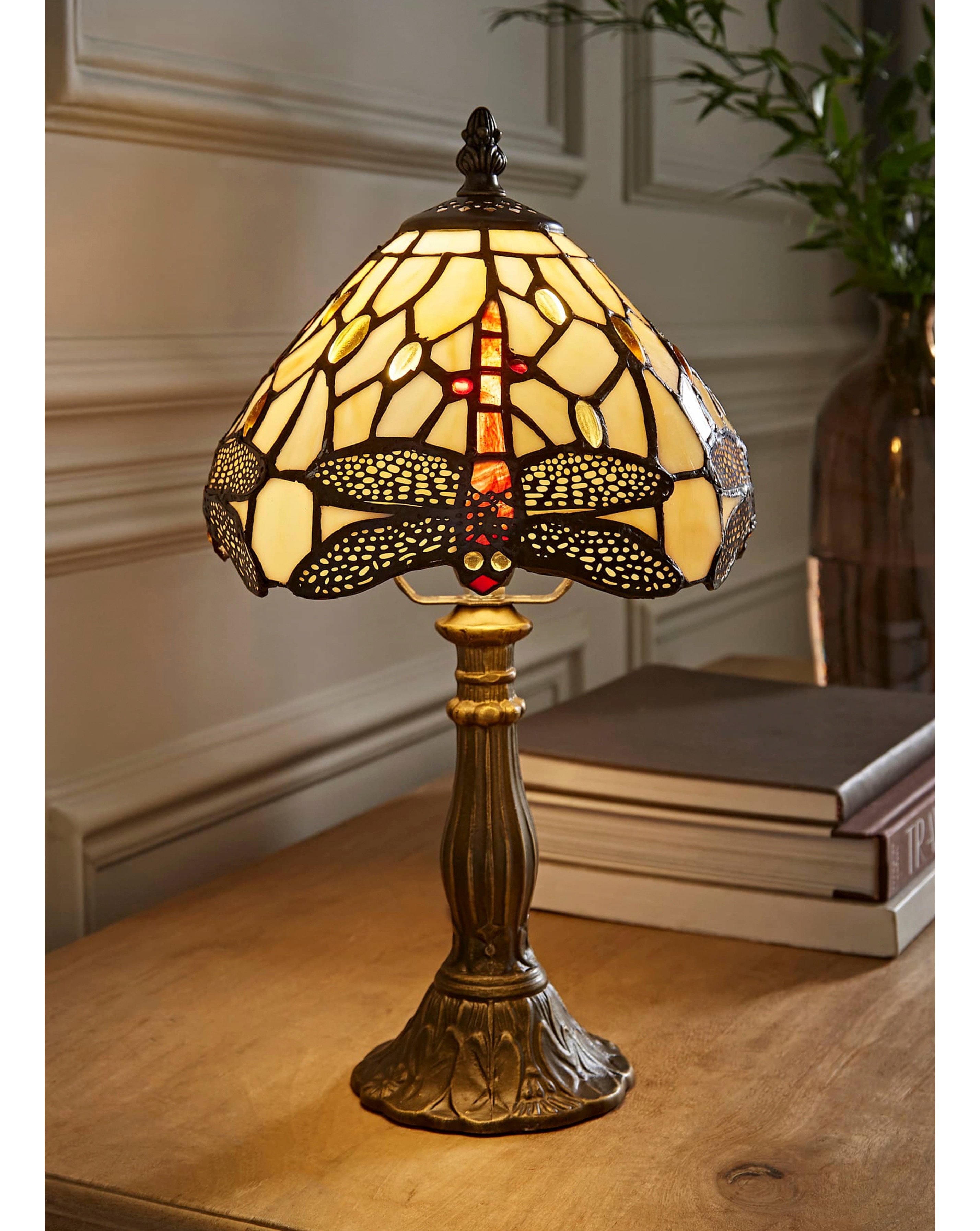 Tiffany Dragonfly Table Lamp