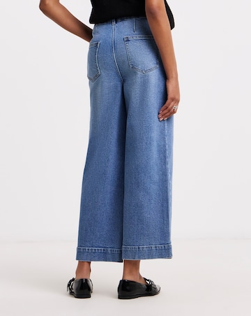 Light Wash Authentic Crop Wide Jeans