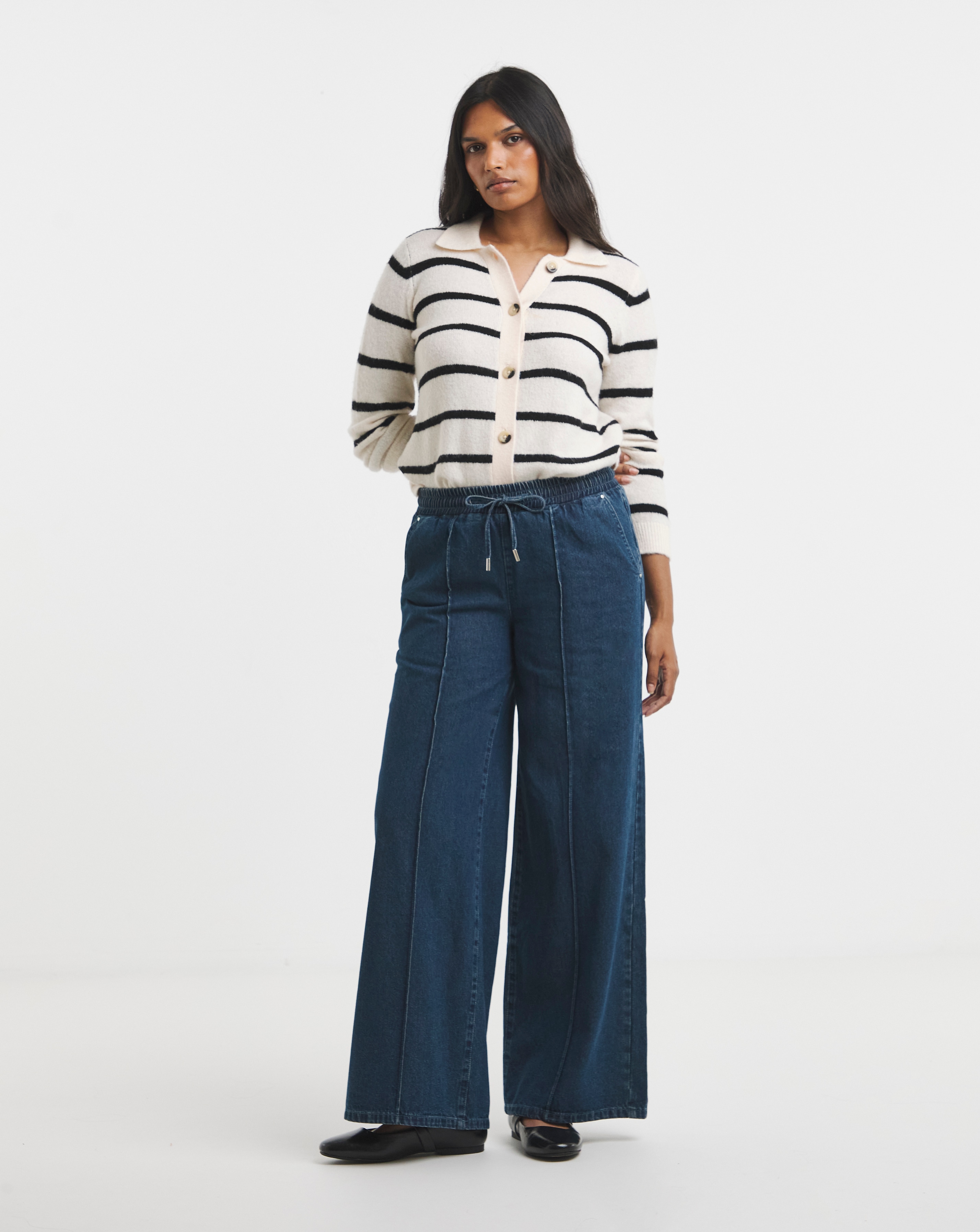 Mid Blue Pintuck Wide Leg Jogger Jean