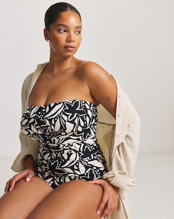 MAGISCULPT Medium Control Bandeau Swimsuit