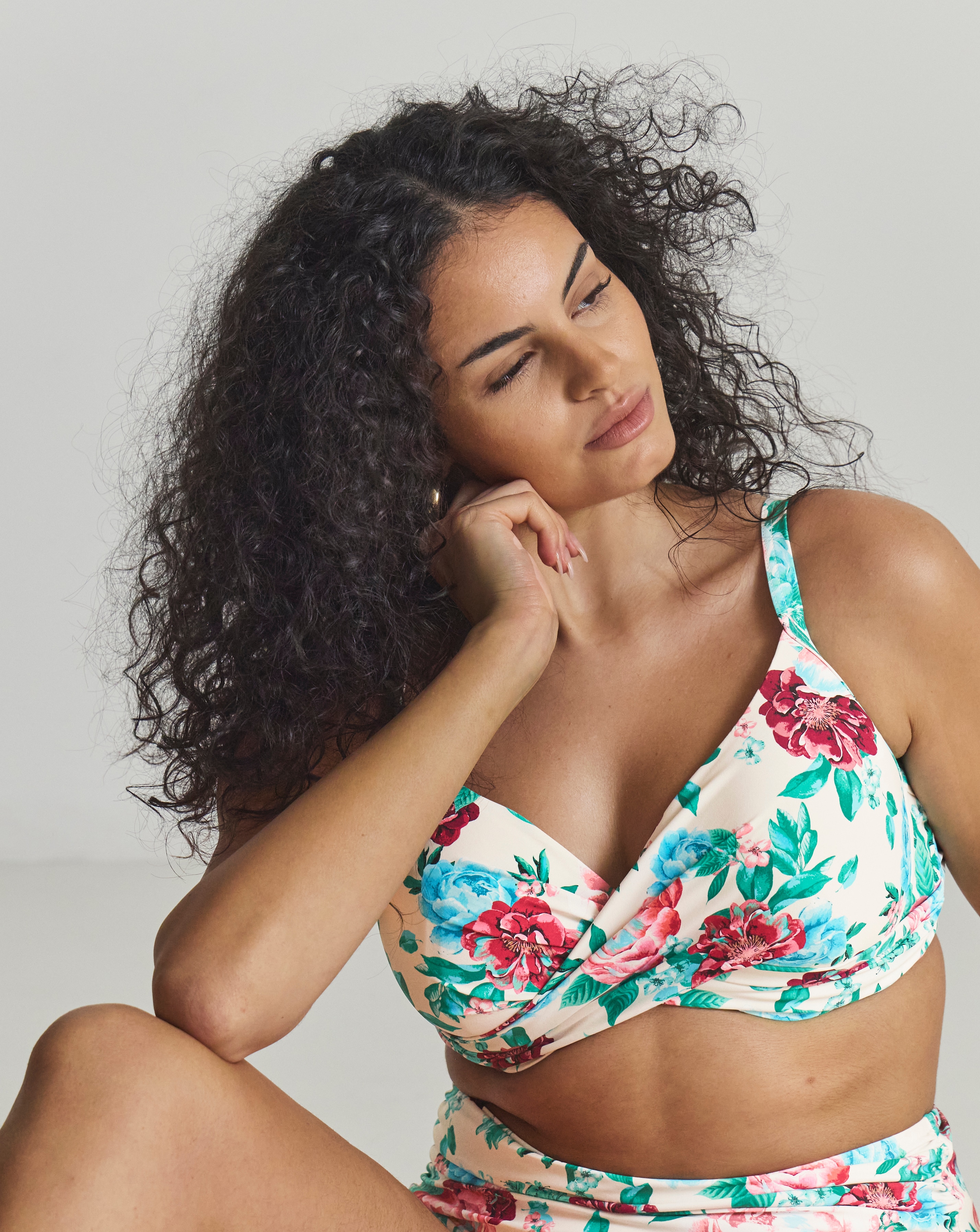 Twist Front Plunge Underwired Bikini Top