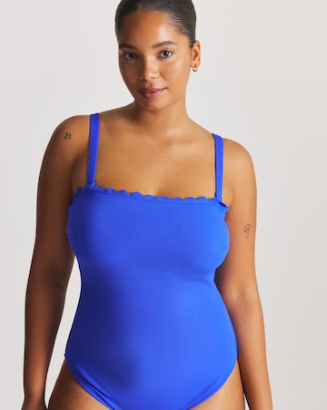 MAGISCULPT Medium Control Scallop Edge Bandeau Swimsuit