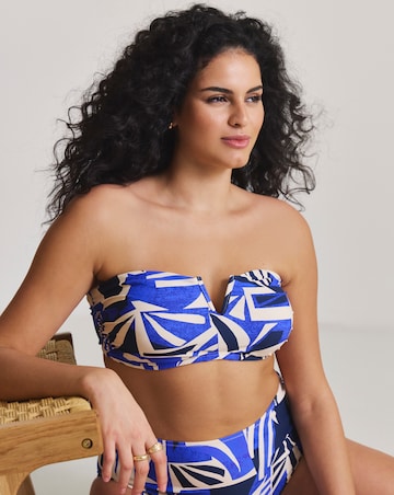 Magisculpt V Wire Detail Bikini Top