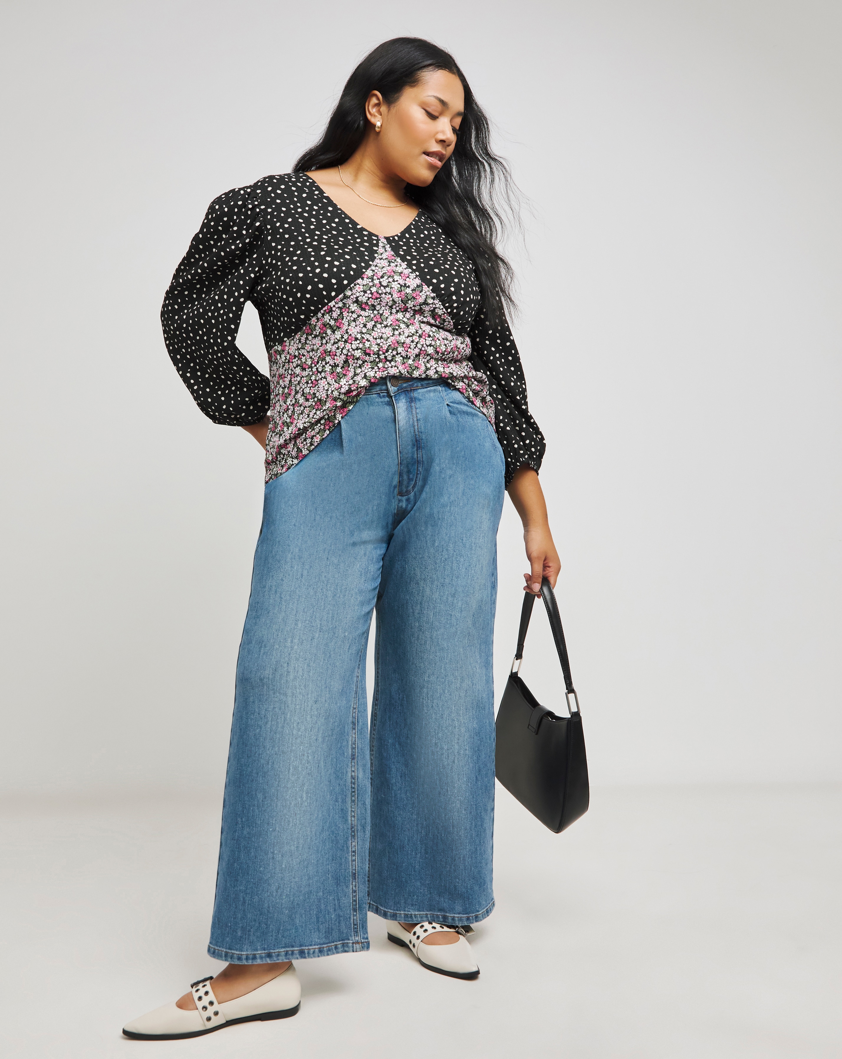 V-Neck Balloon Sleeve Top