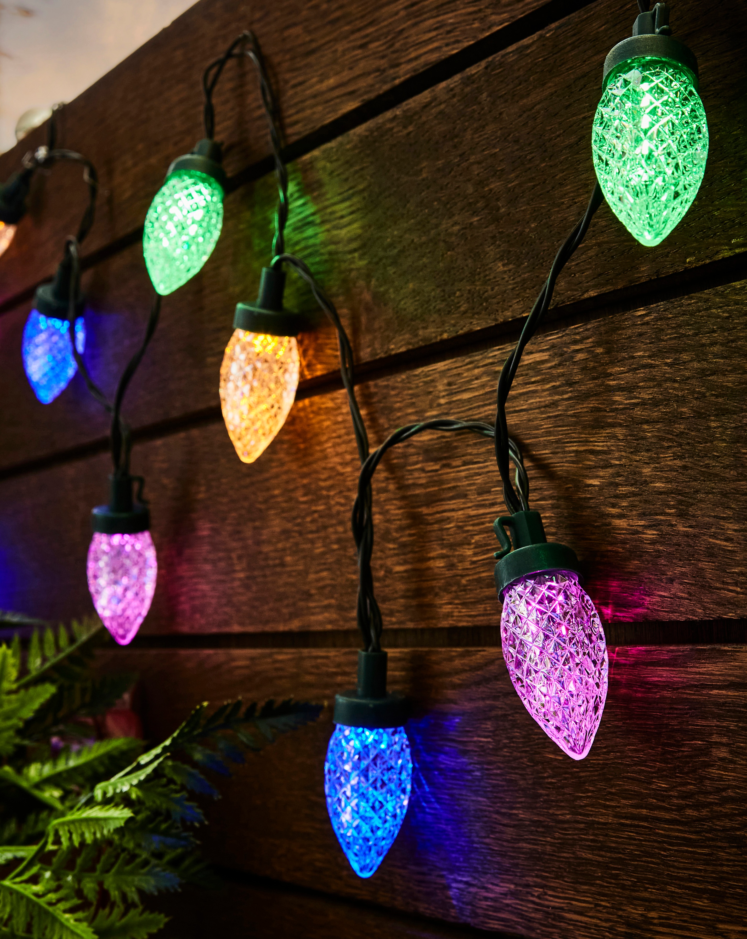 MultiPower Pine Cone String Lights