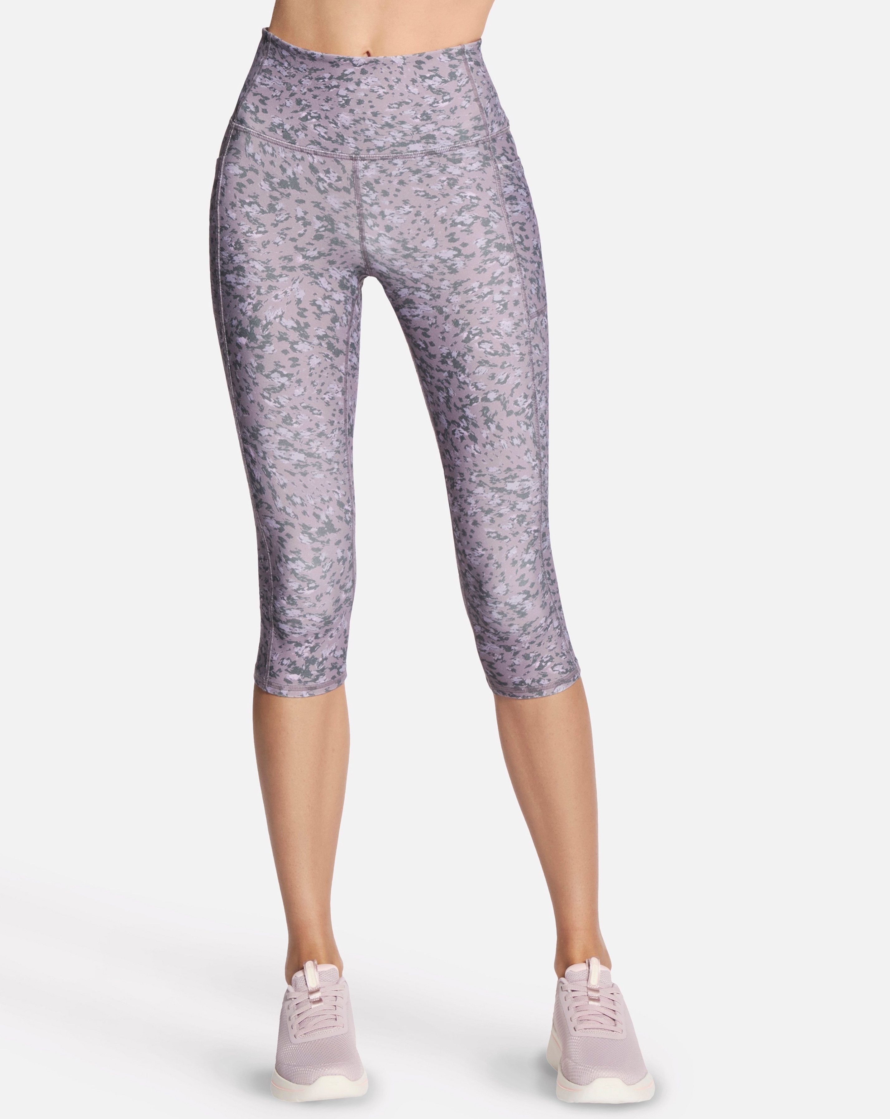 New In - Skechers Go Flex Leopard Print Capri