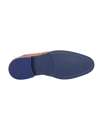 Hush Puppies Dustin Brogue Shoe