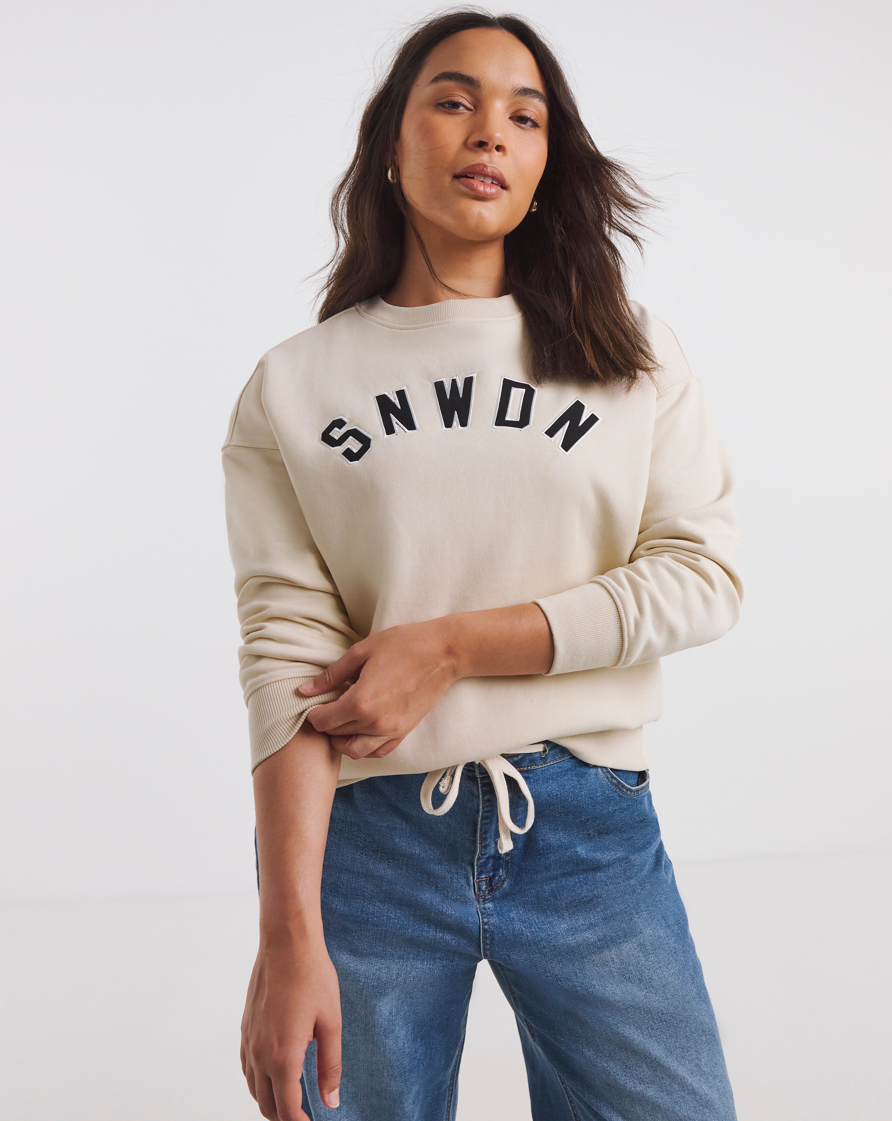 Snowdonia Logo Crew Sweatshirt