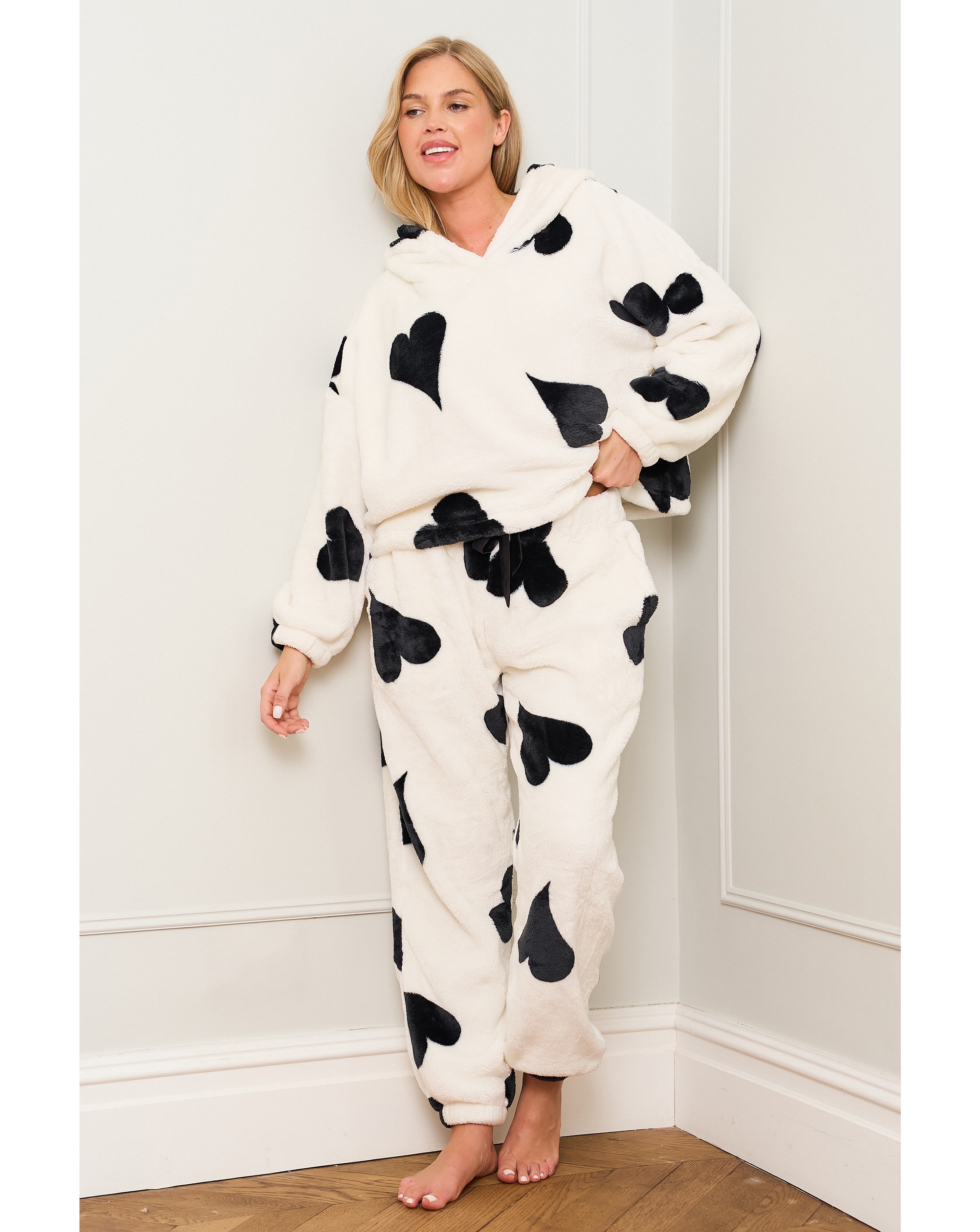 New In - Large Heart Print Twosie