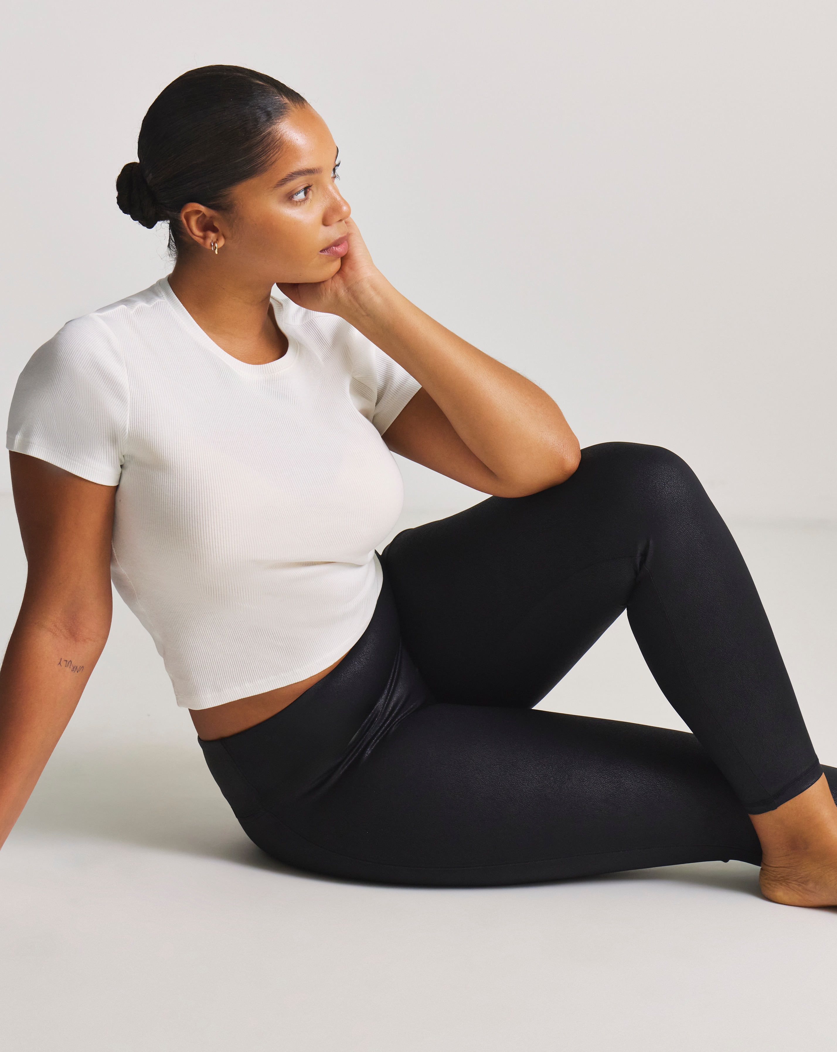 MAGIC Bodyfashion Leather Look Leggings