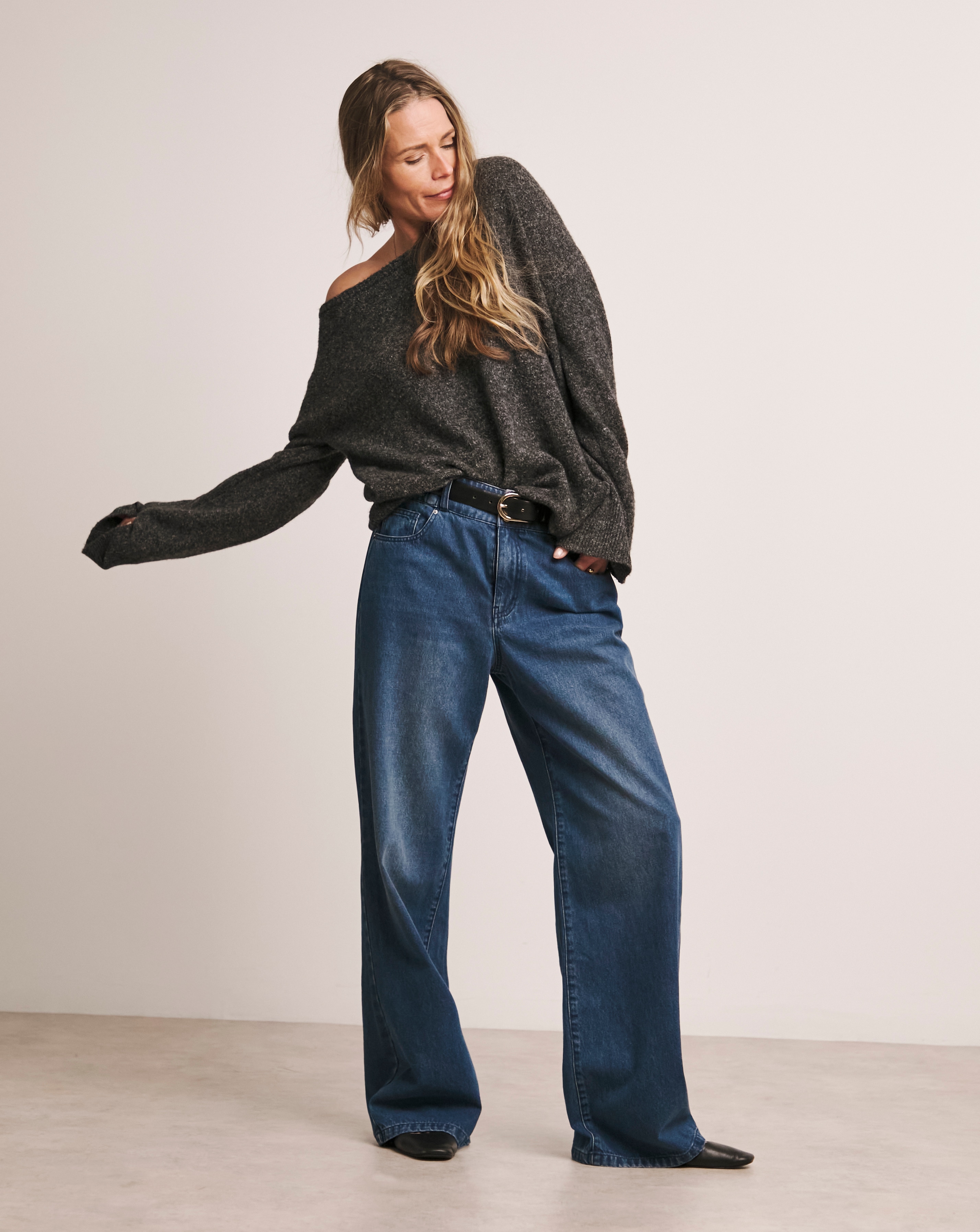 ANTHOLOGY OFF THE SHOULDER TUNIC