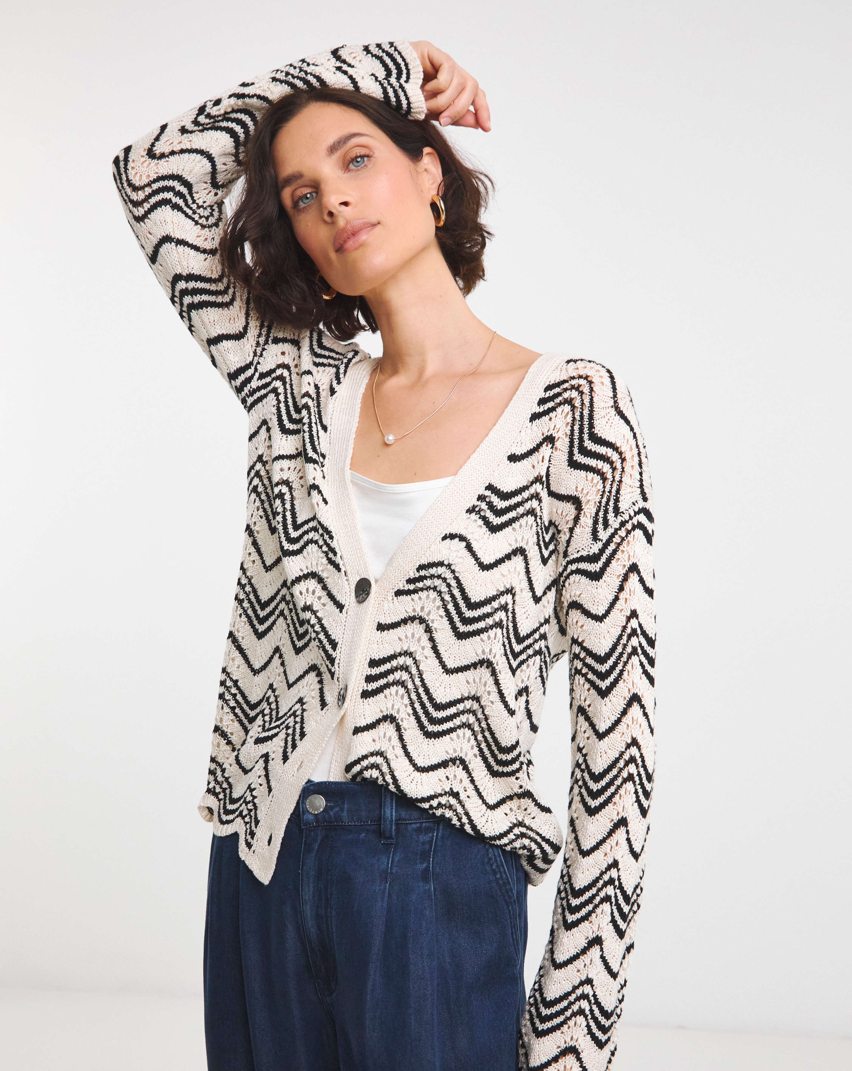 MONO CHEVRON CARDIGAN