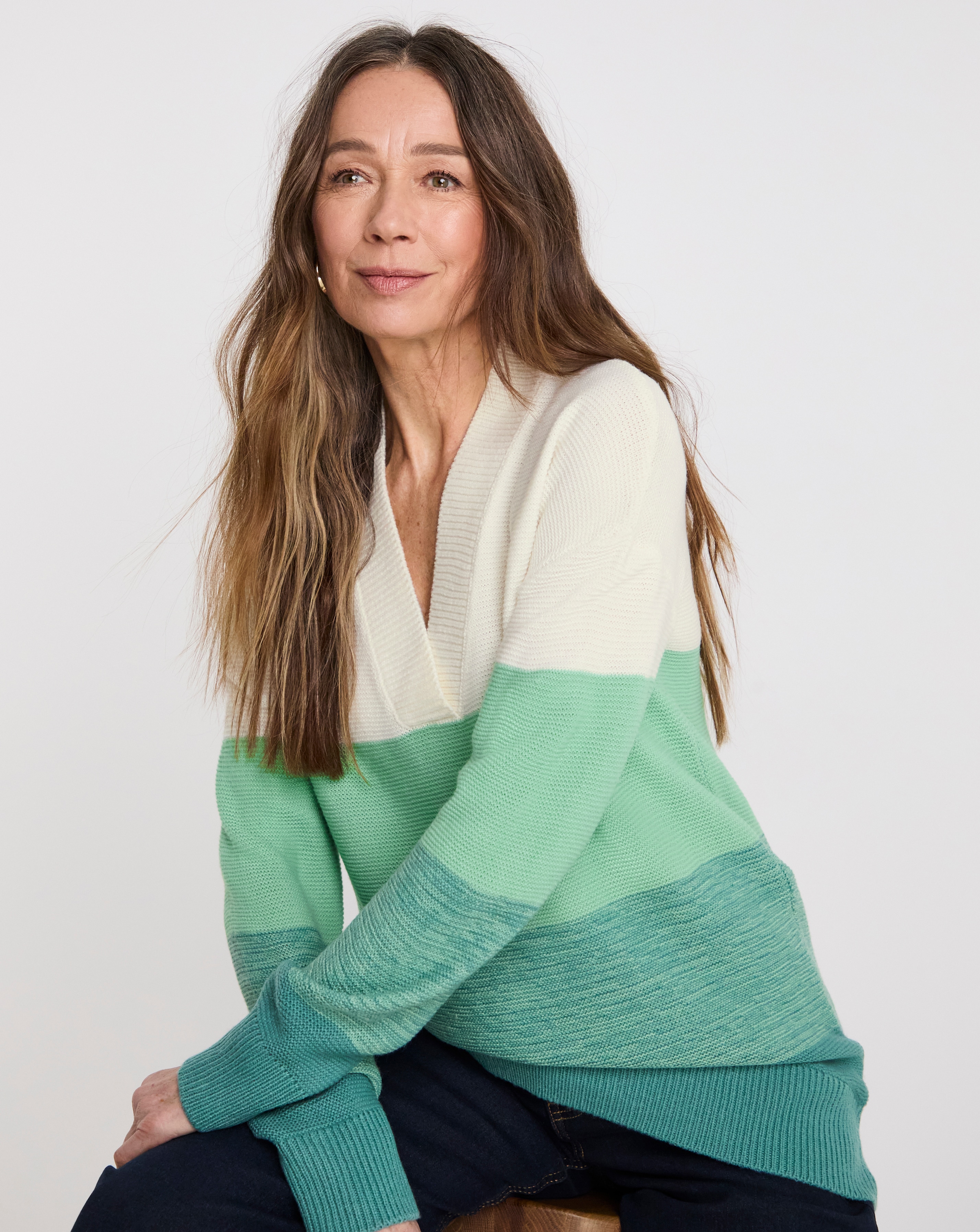 V-neck Curved Hem Tunic