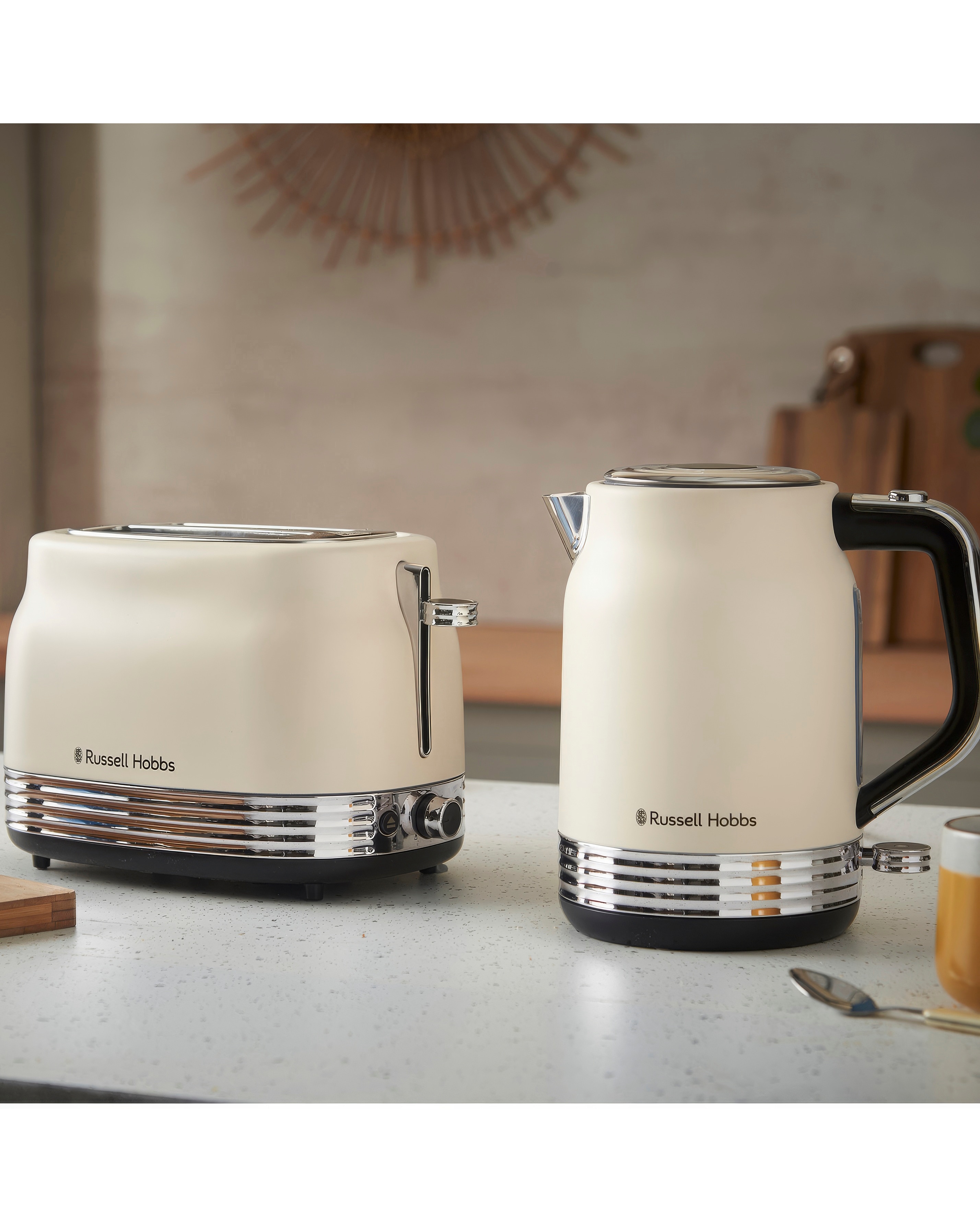 New In - Hanley Kettle & 2 Slice Toaster Bundle