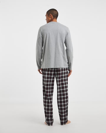 Chill Its Christmas Pyjama Set
