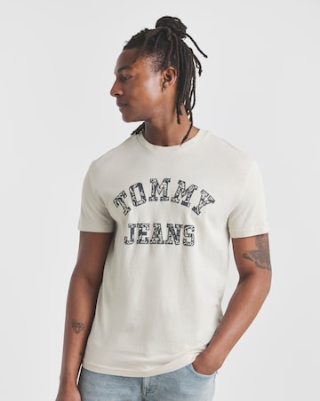 Tommy Jeans College Logo T-Shirt - Ecru