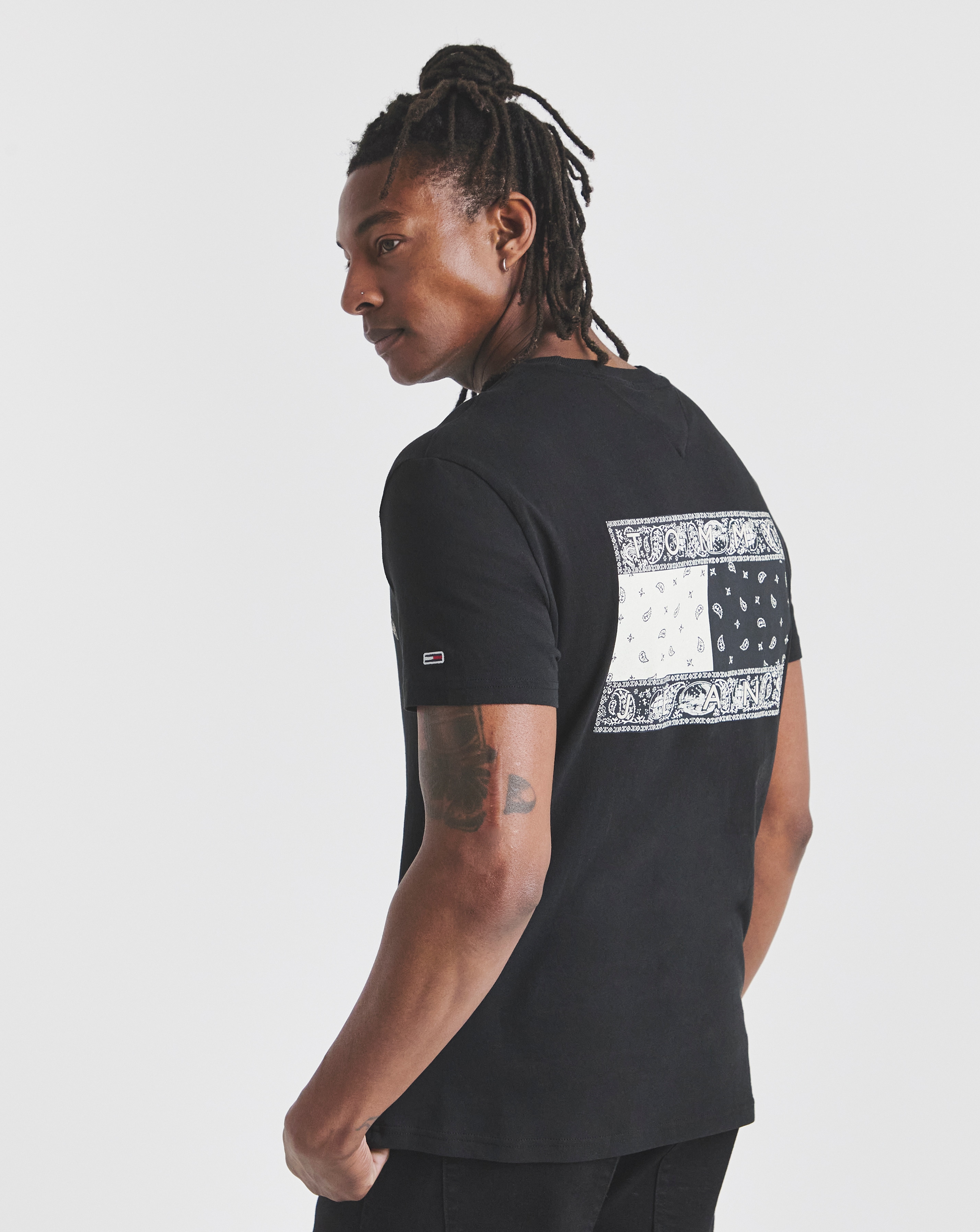 Tommy Jeans Back Print Flag T-Shirt