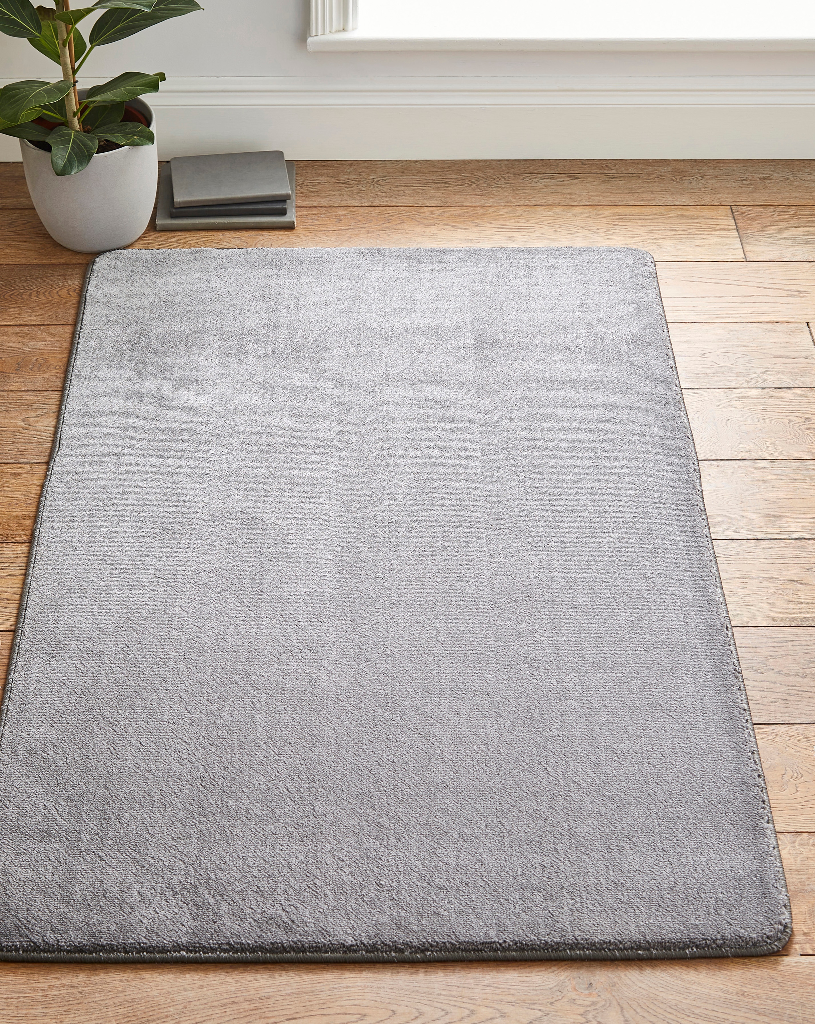 Relay Plain Rug