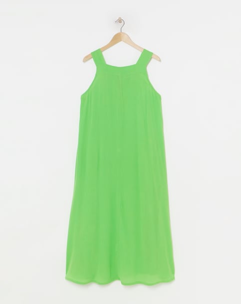Crinkle Trazepe Maxi Dress