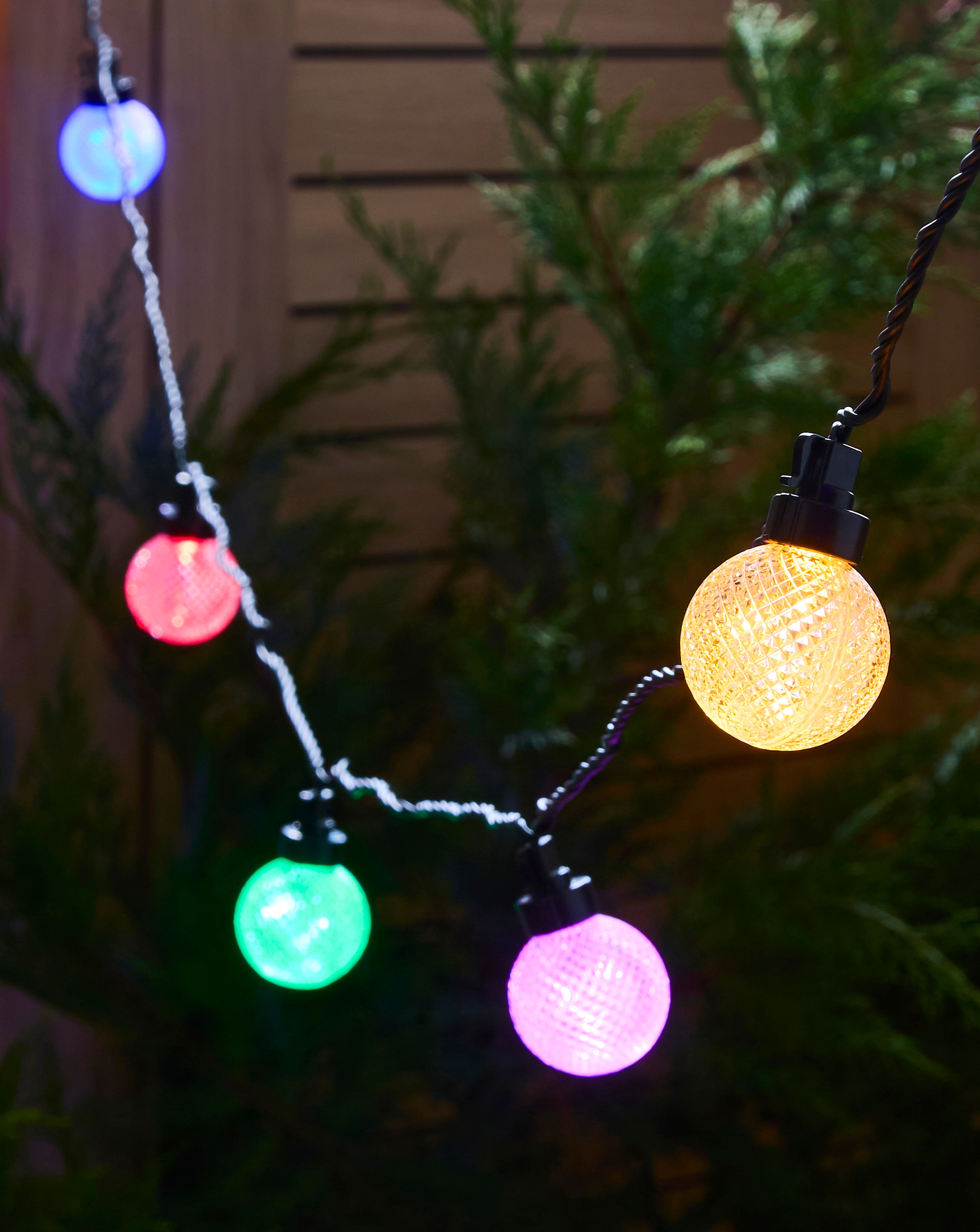 New In - Crackle Ball Colour Changing Lights