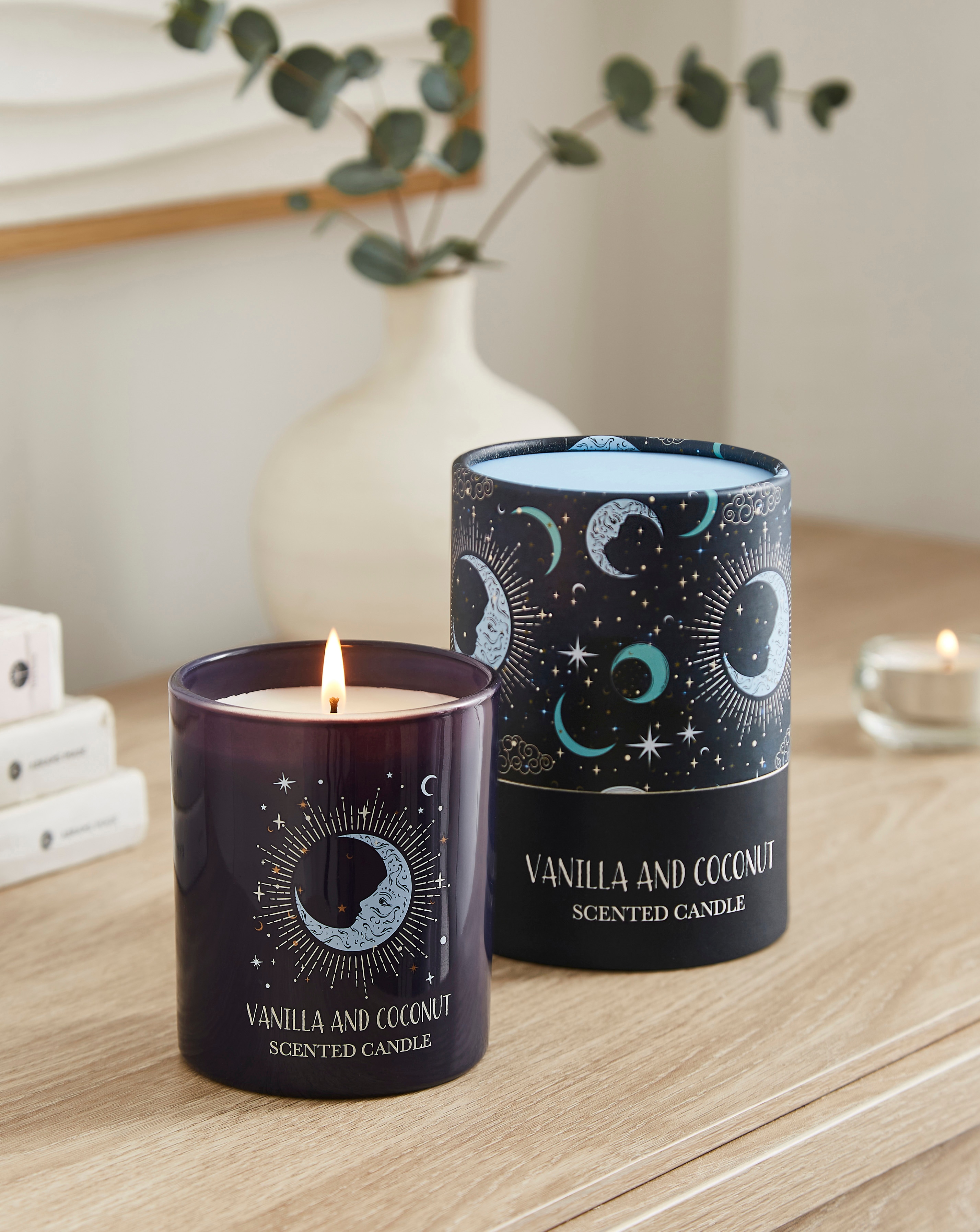 New In - Blue Moon Vanilla & Coconut Candle