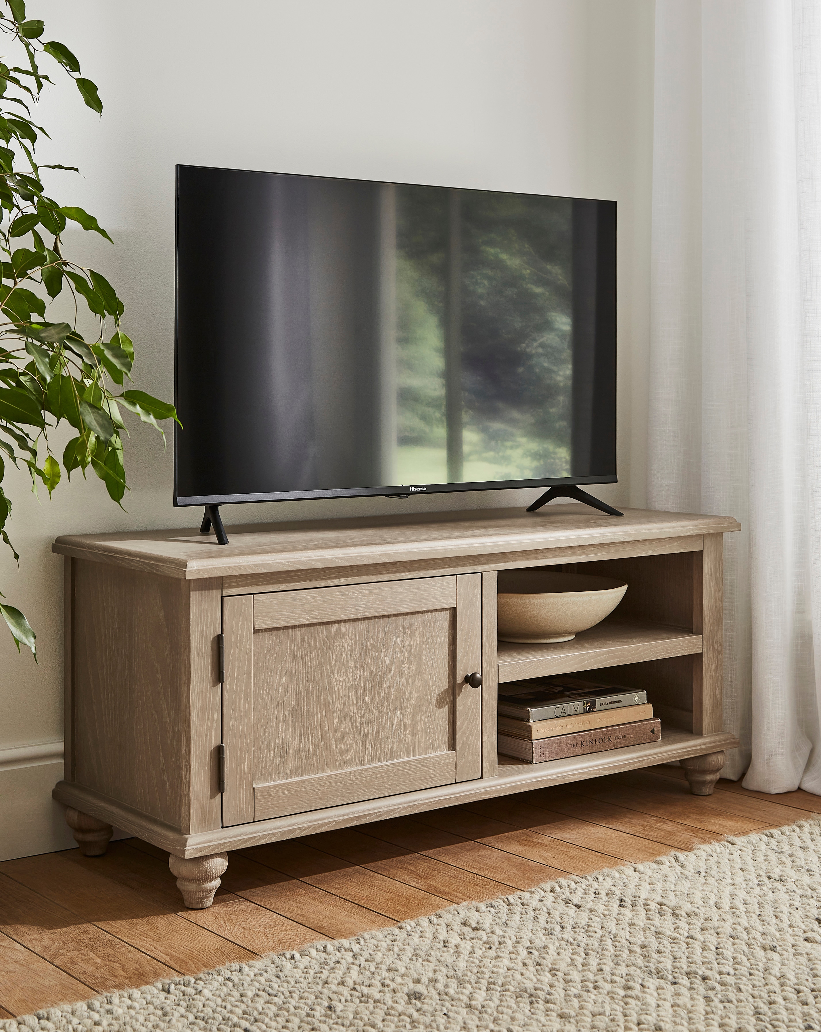 Julipa Imogen TV Unit