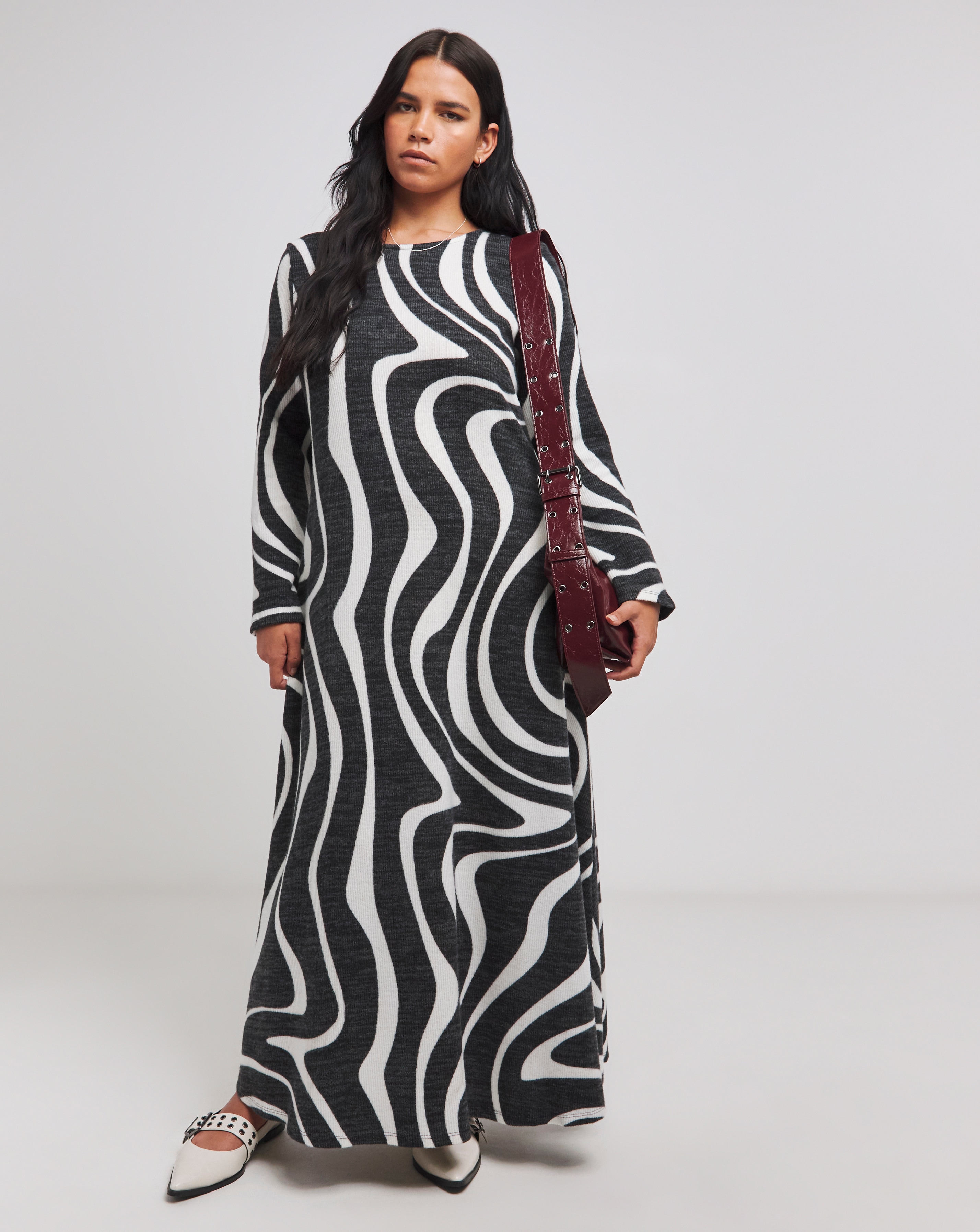 Mono Print Flare Sleeve Cosy Maxi Dress