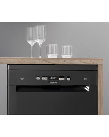 Hotpoint HFC3C26WCBUK Full Size Dishwasher - 14 Place Settings - Black