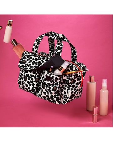 Victoria Green Carry All Travel Wash Bag in Leopard Tan