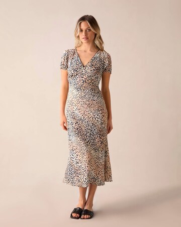 Ro&Zo Leopard Print Sweetheart Neckline Midi Dress