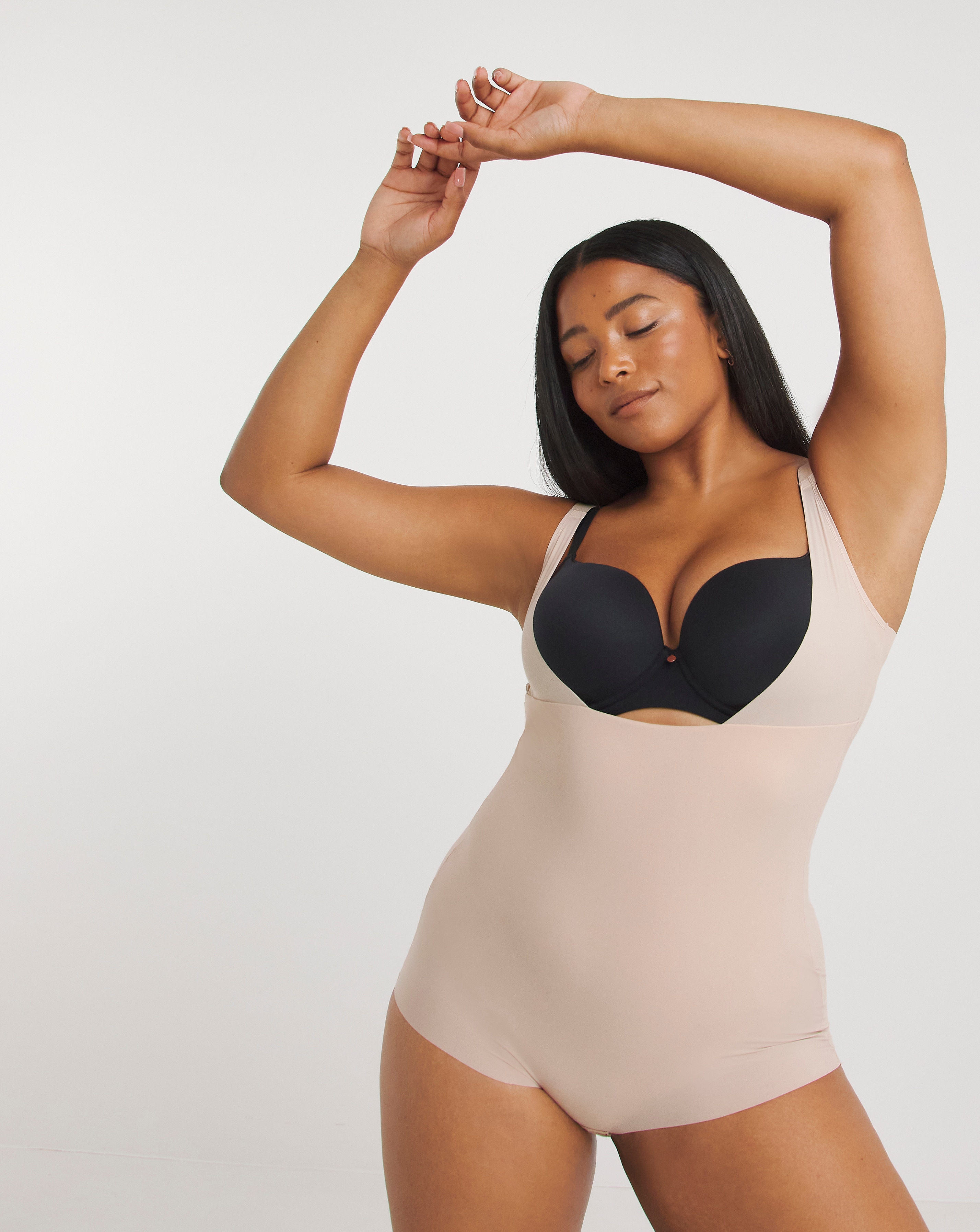 Maidenform Sleek Smoothers Body Nude
