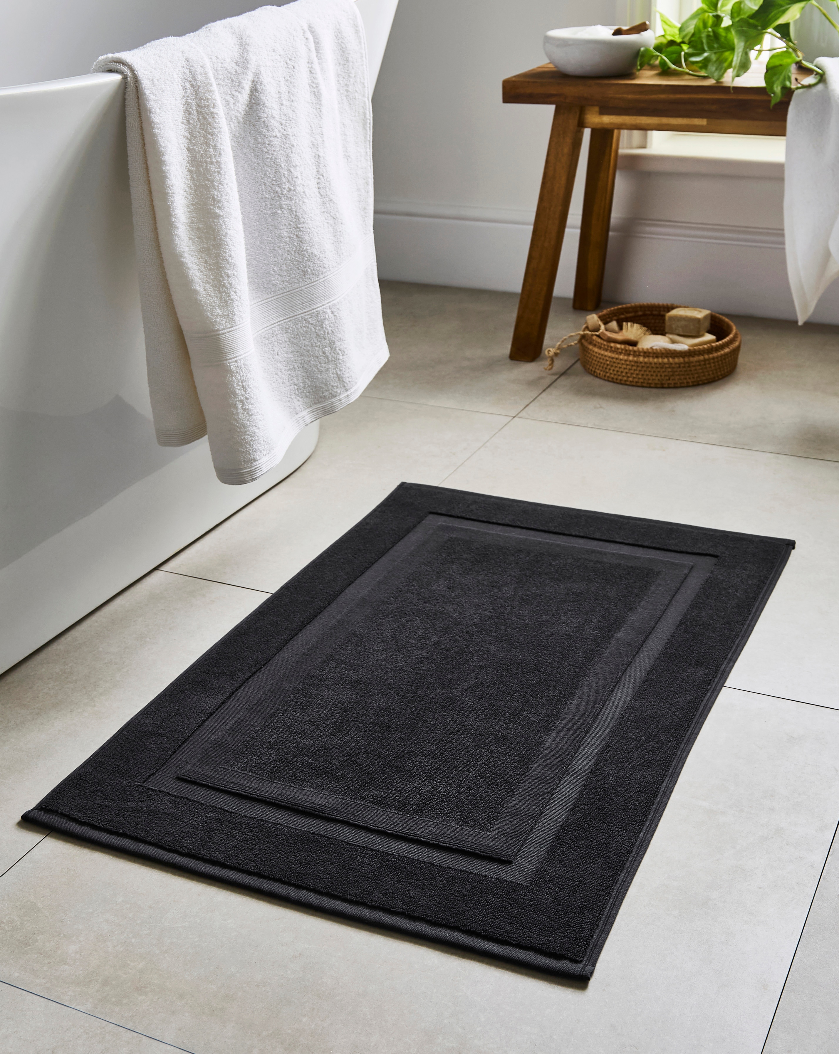 New In - Egyptian Cotton Bath Mat - Black
