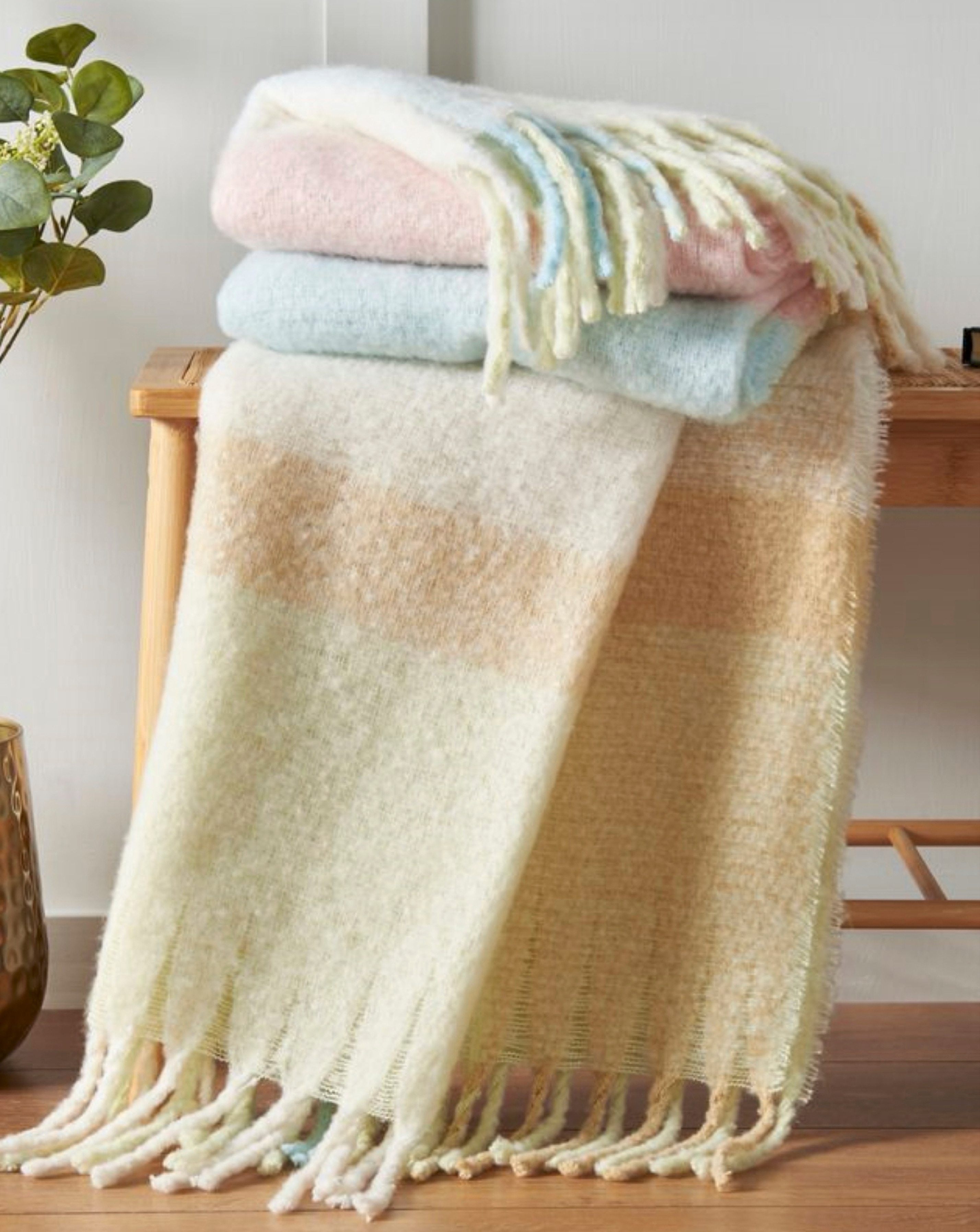 Catherine Lansfield Faux Mohair Throw