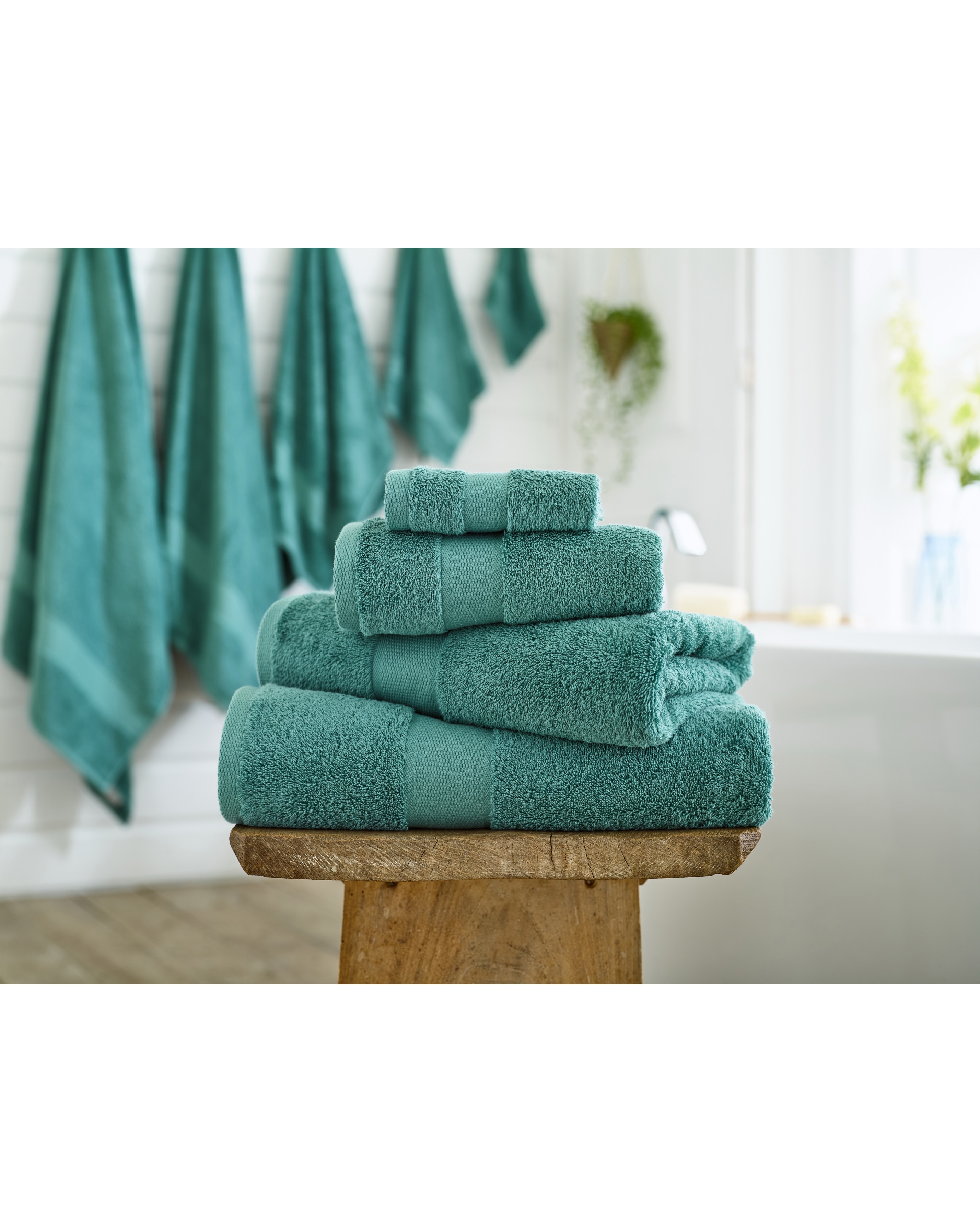 New In - Deyongs Egyptian Cotton 550gsm Towel