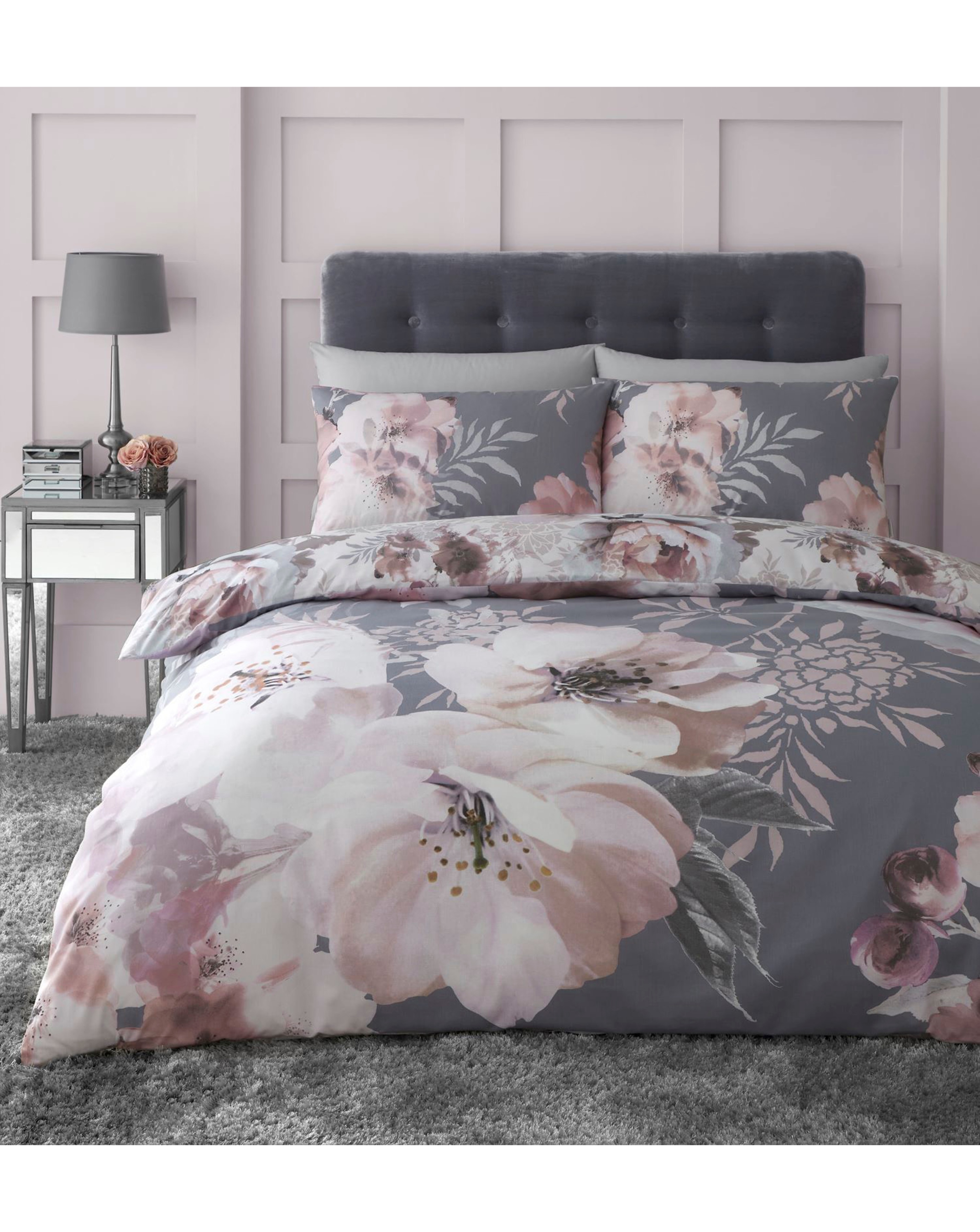 Dramatic Floral Silver Duvet Cover Set