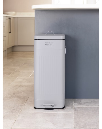 Charles Bentley 30L Retro Steel Square Kitchen Bin