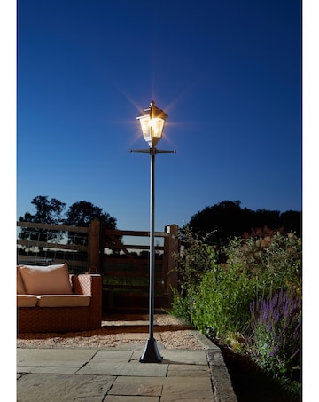 Victoriana 365, 200L Lamp Post