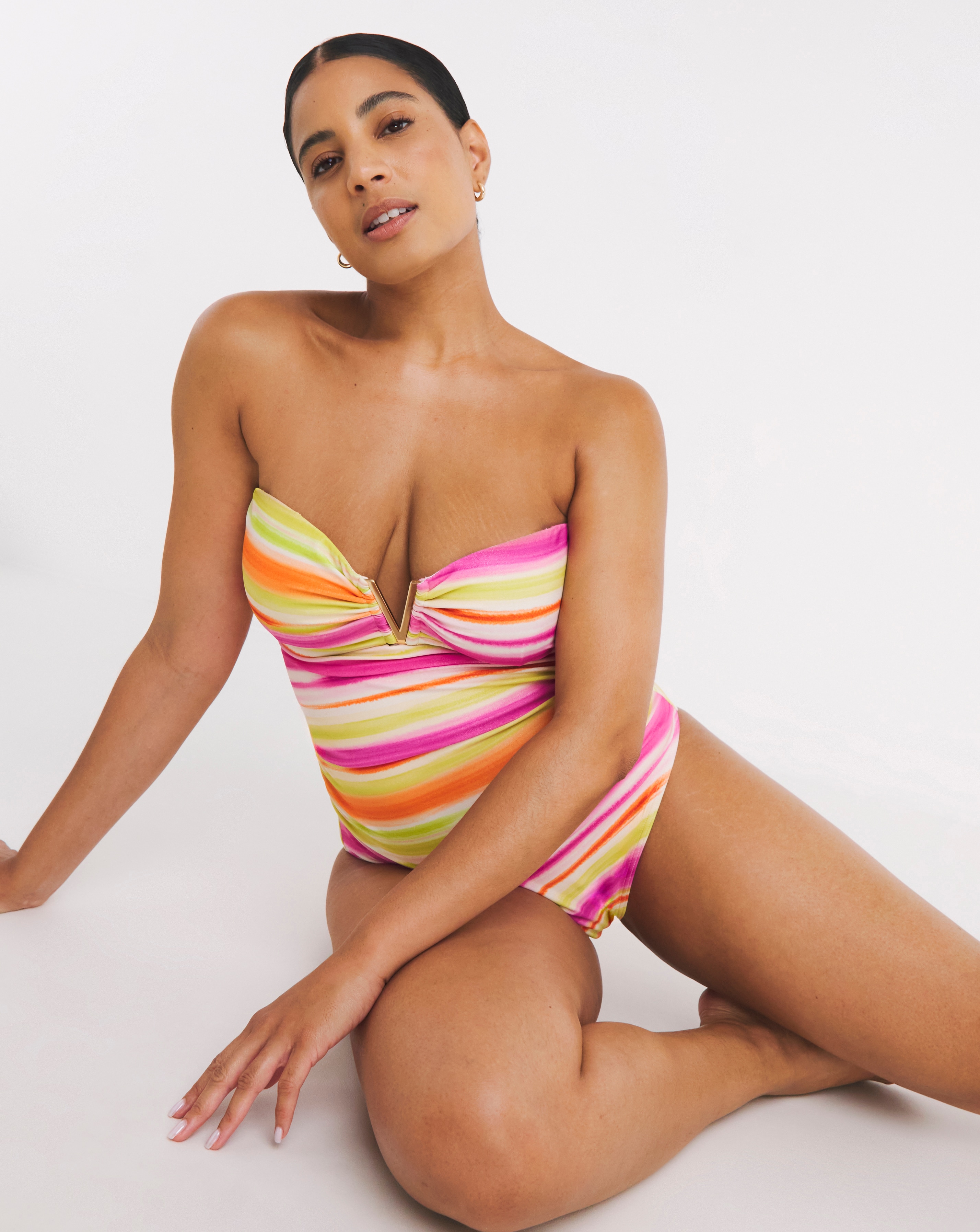 Bandeau V Wire Swimsuit