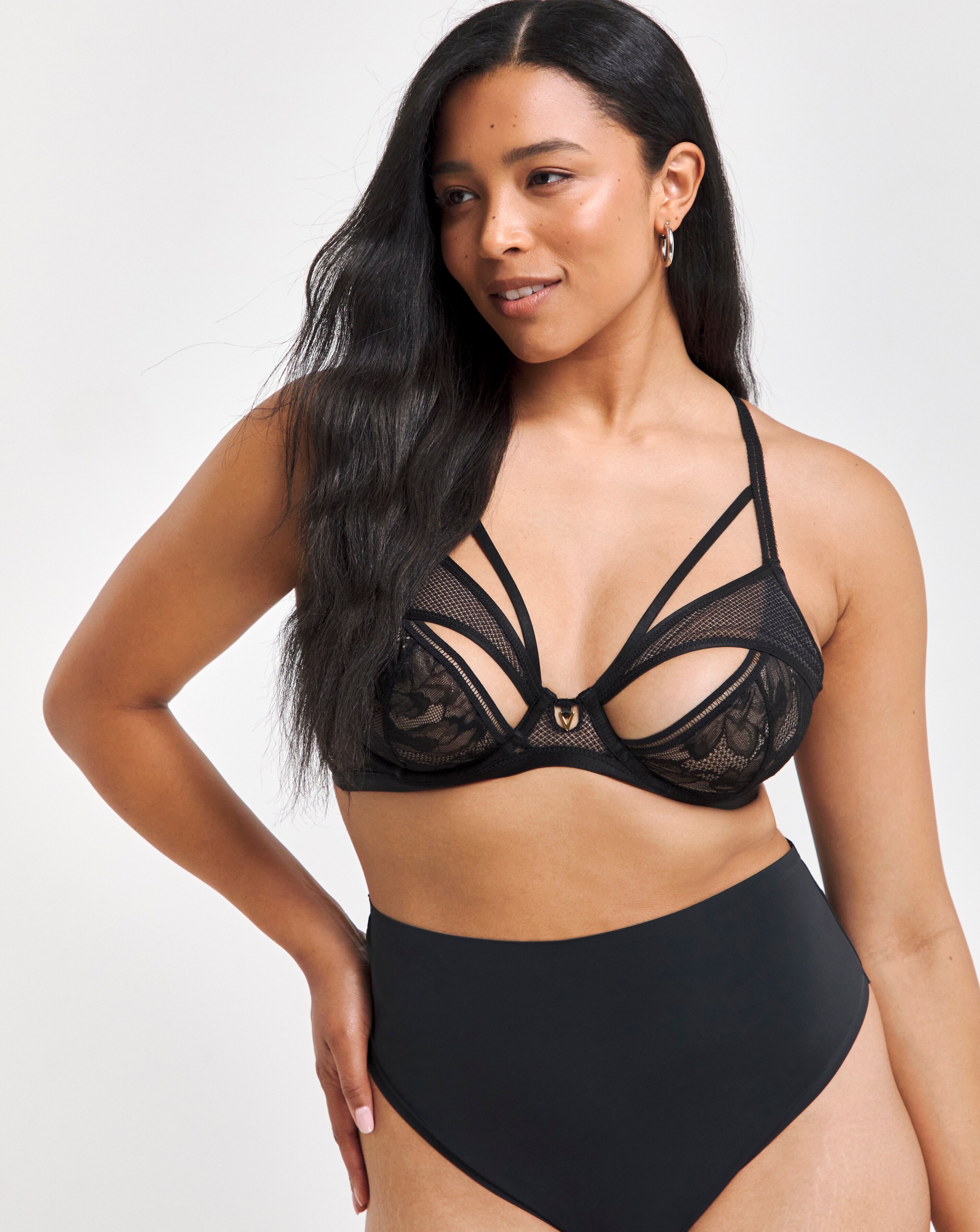 thumbnail interactive-video image 1 of Figleaves Pulse Black Lace Underwired Plunge Bra – Women's – New With Tags 1 of 2