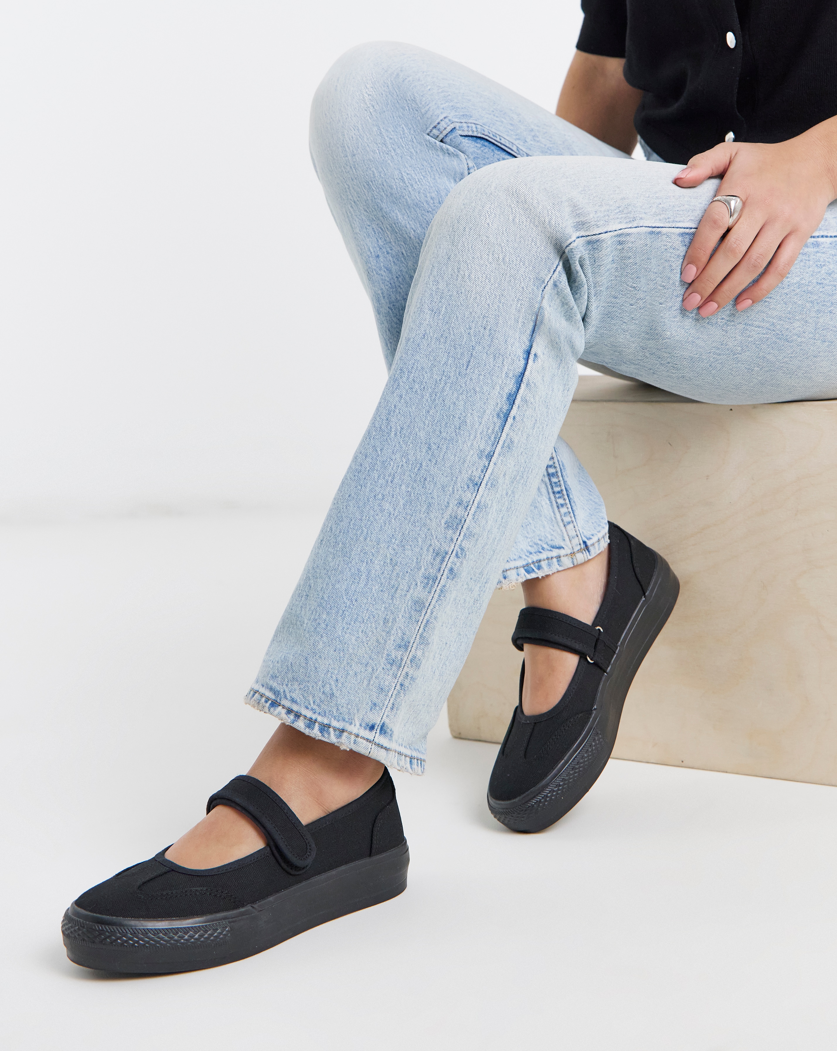 Mary Jane Plimsol Wide