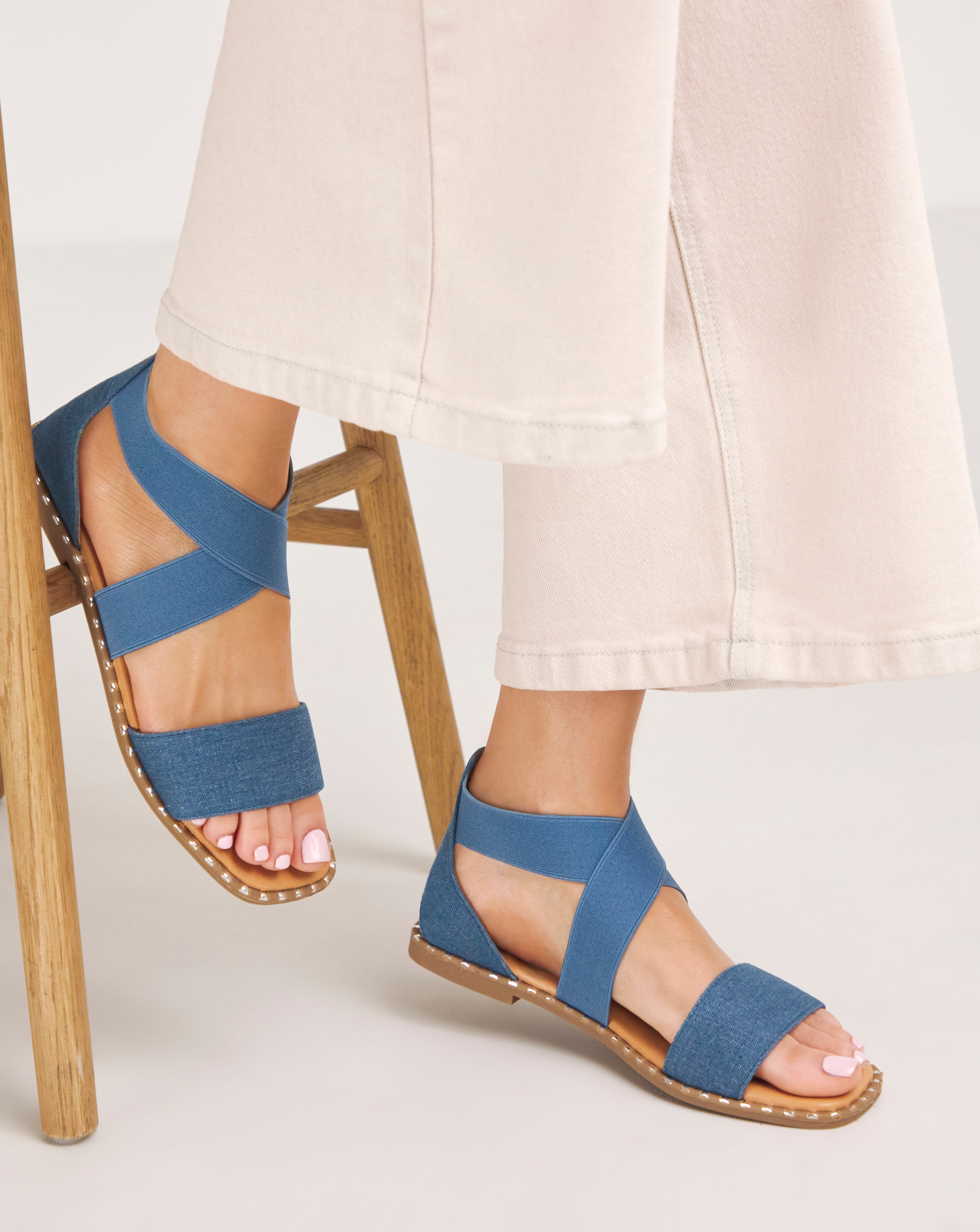 Stretch Cross Upper Flat Sandal Wide