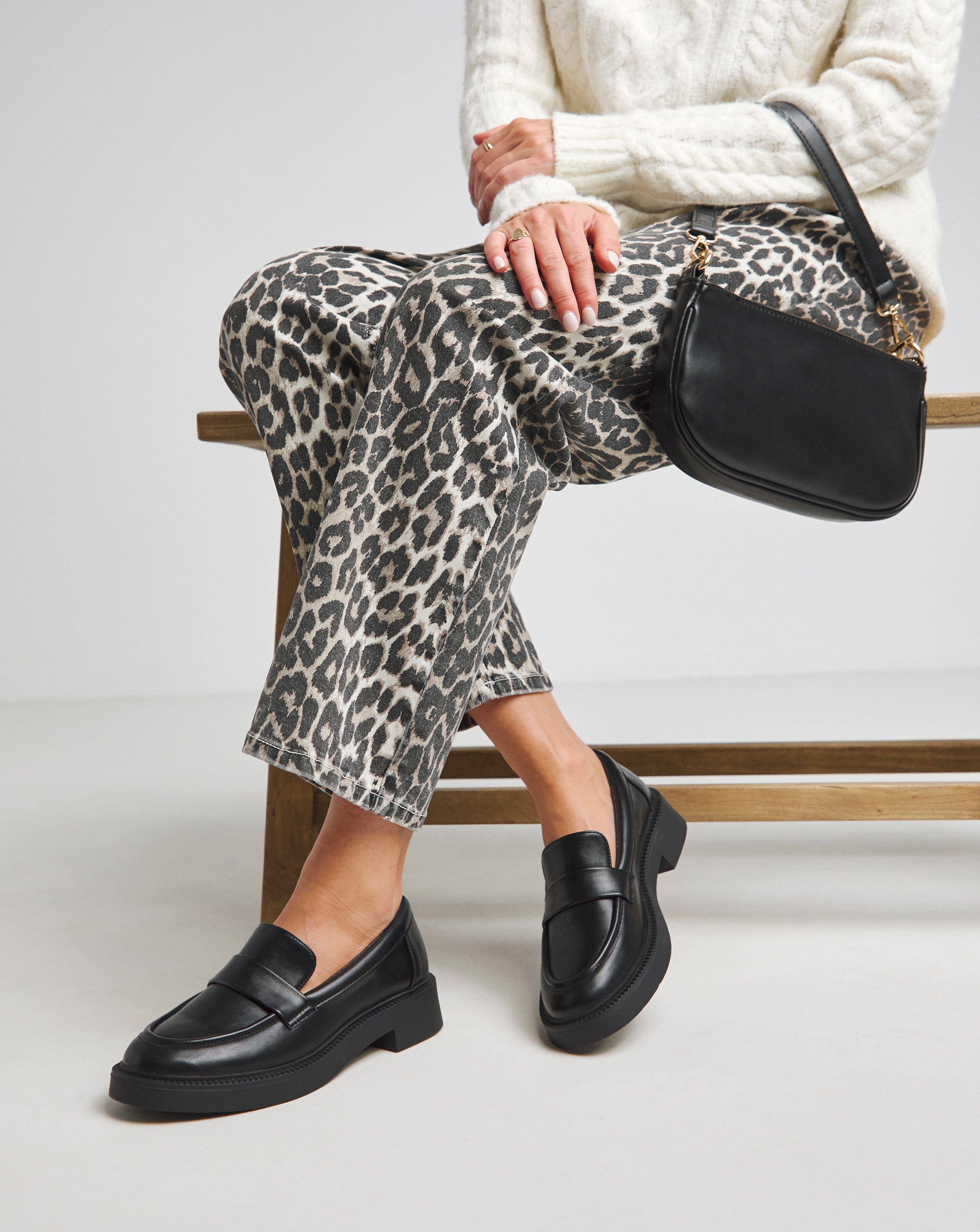 Plain Chunky Loafer Wide