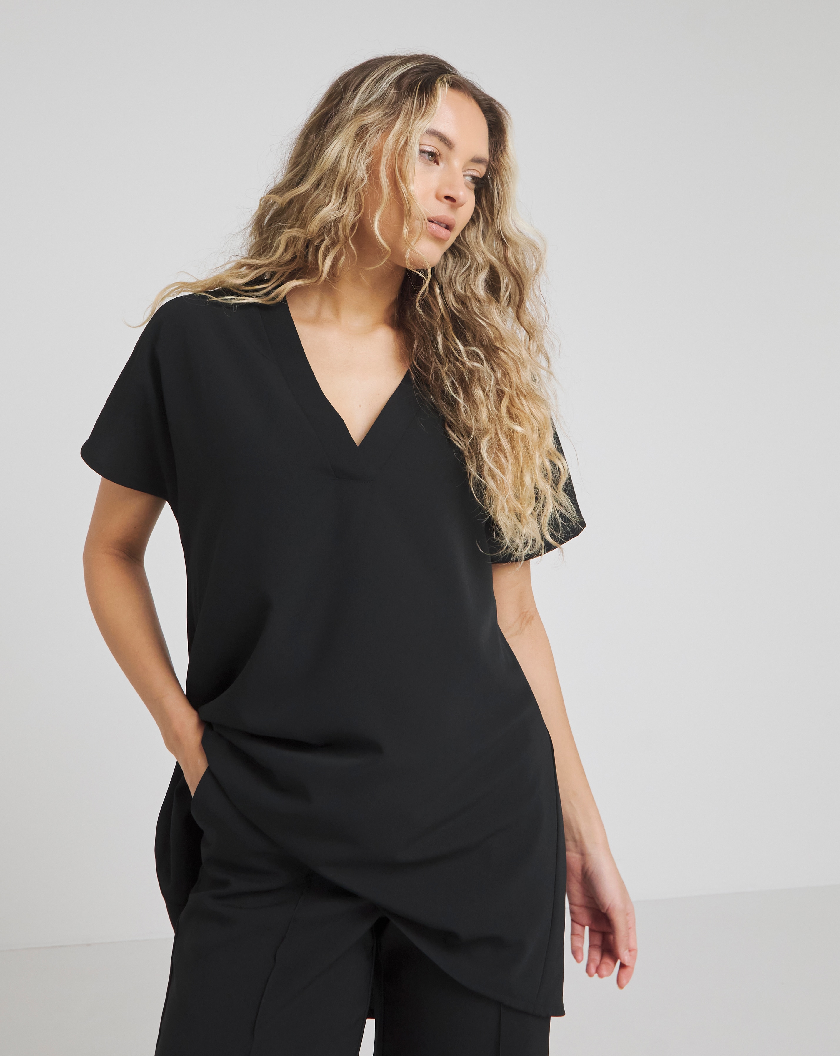 Black Dipped Back Boxy Blouse