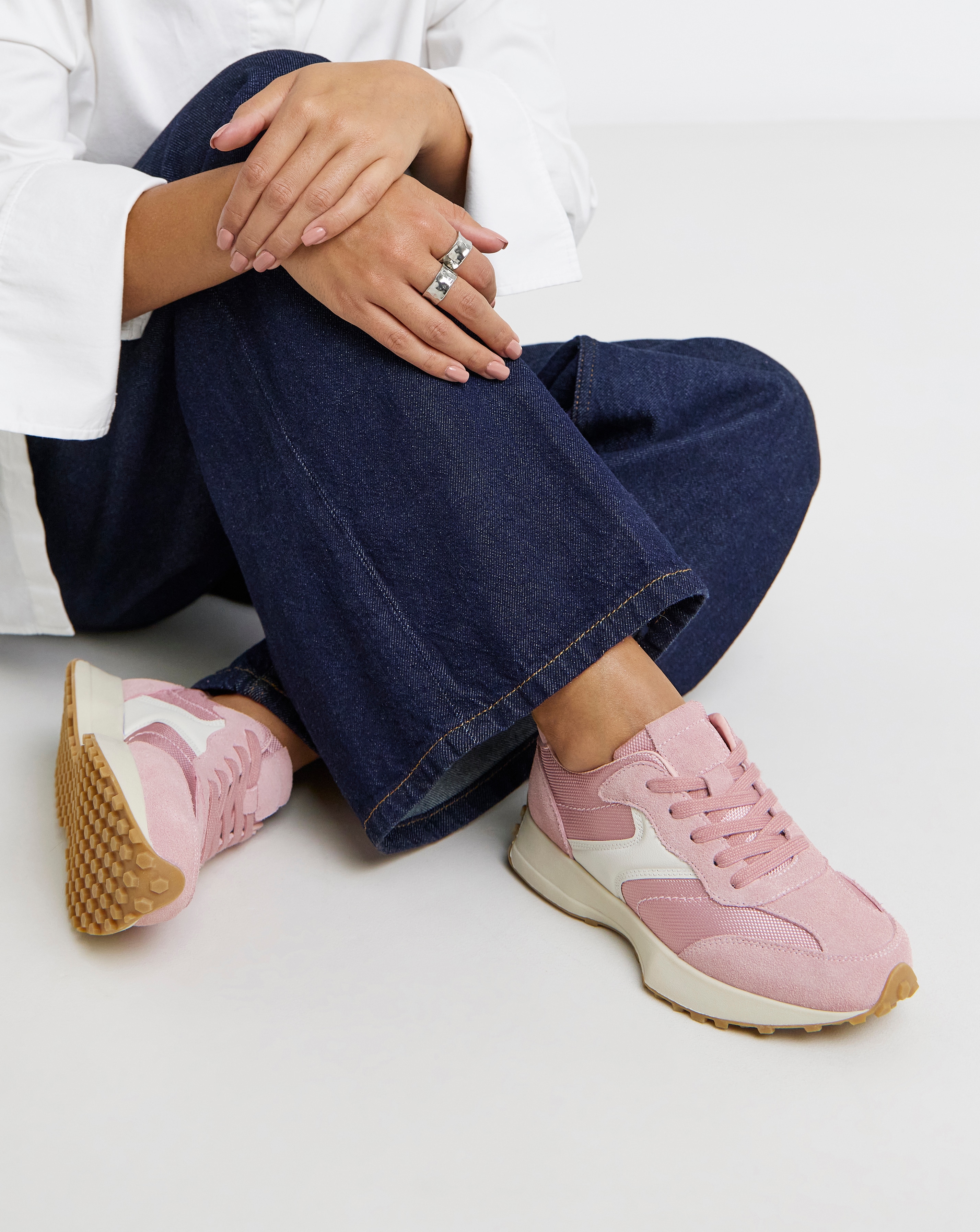 New In - Retro Runner Trainer Wide Fit