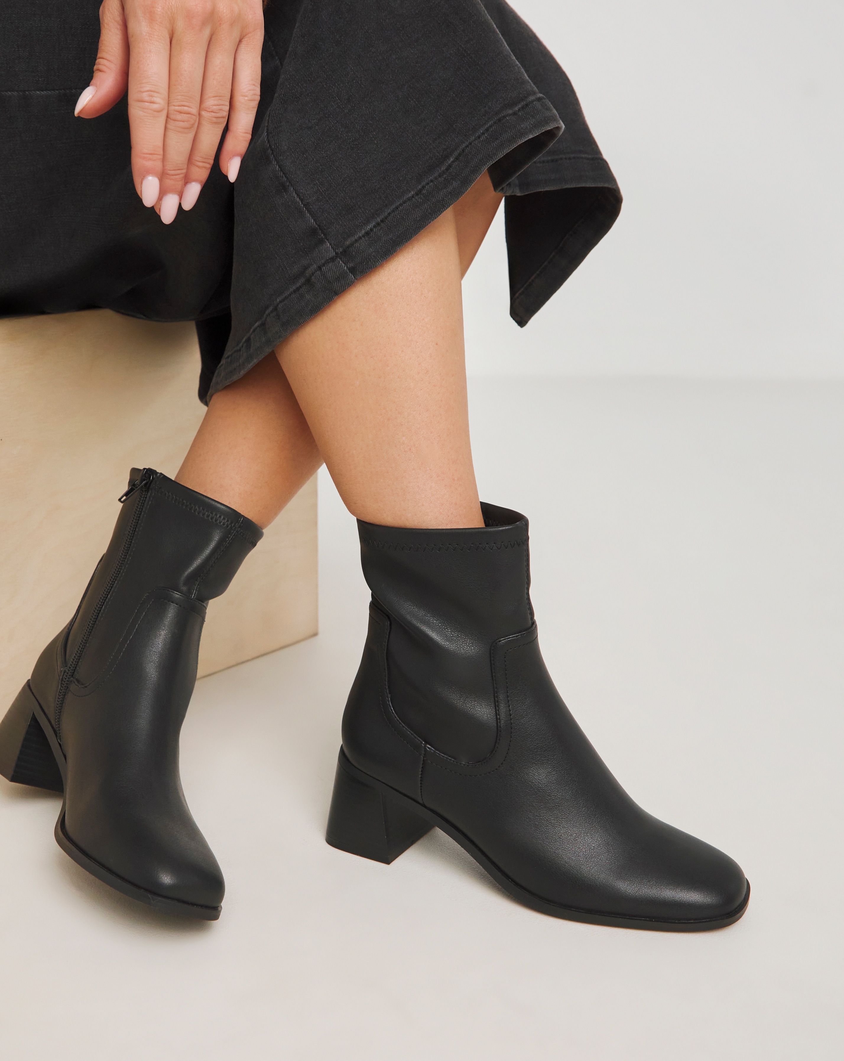 Block Heel Stretch Ankle Boots Wide